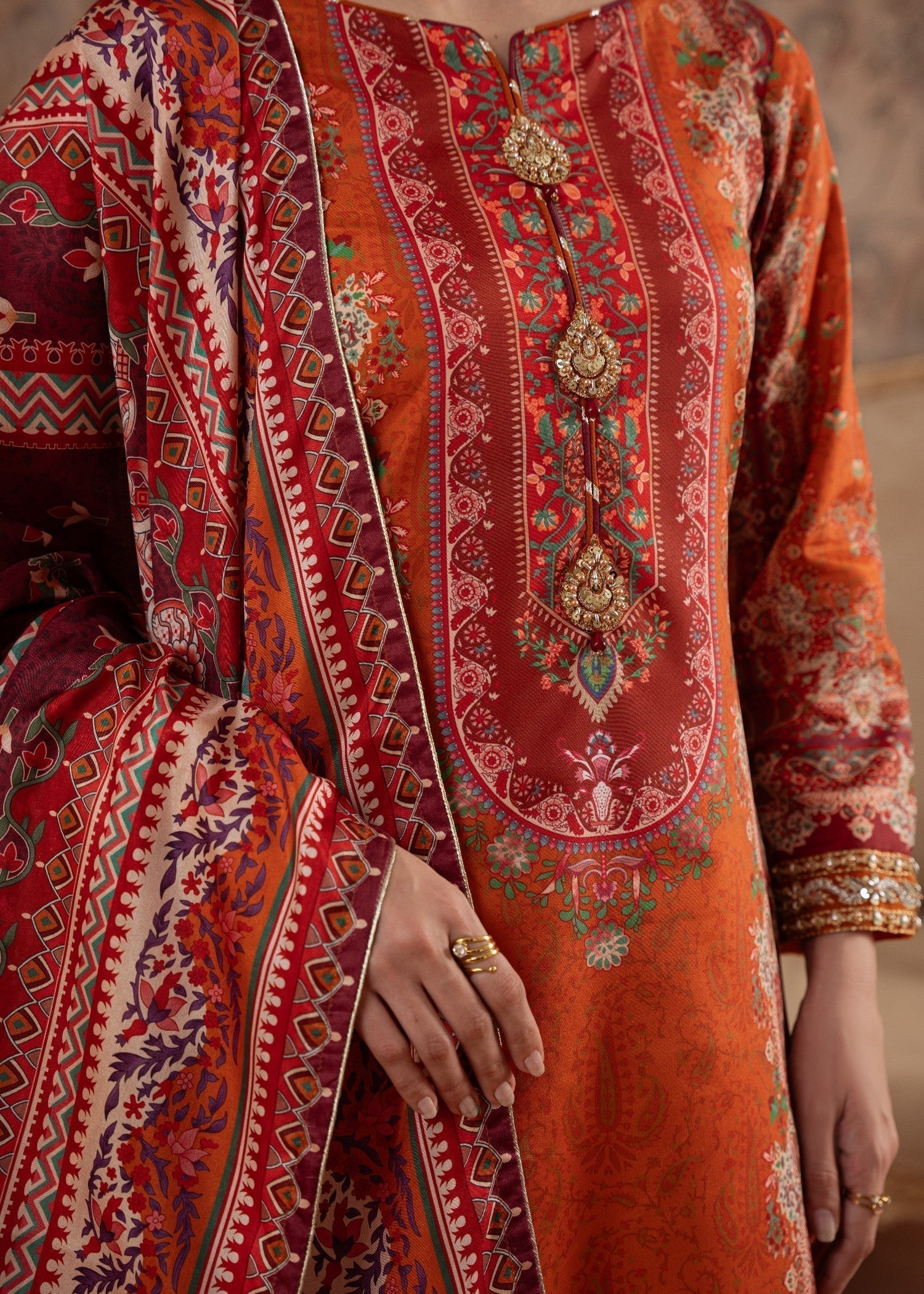 Gulaal Gul Rustic Regalia GS 07 V1 25 Women 3pcs