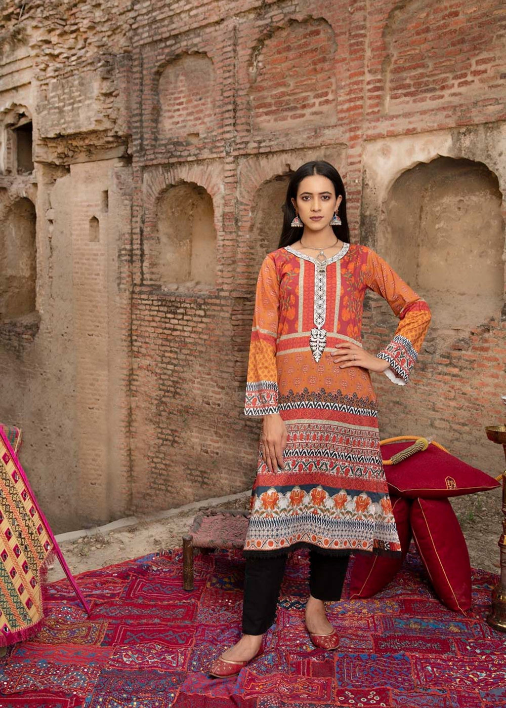 Khatepoesh Aubrey Women 1pcs