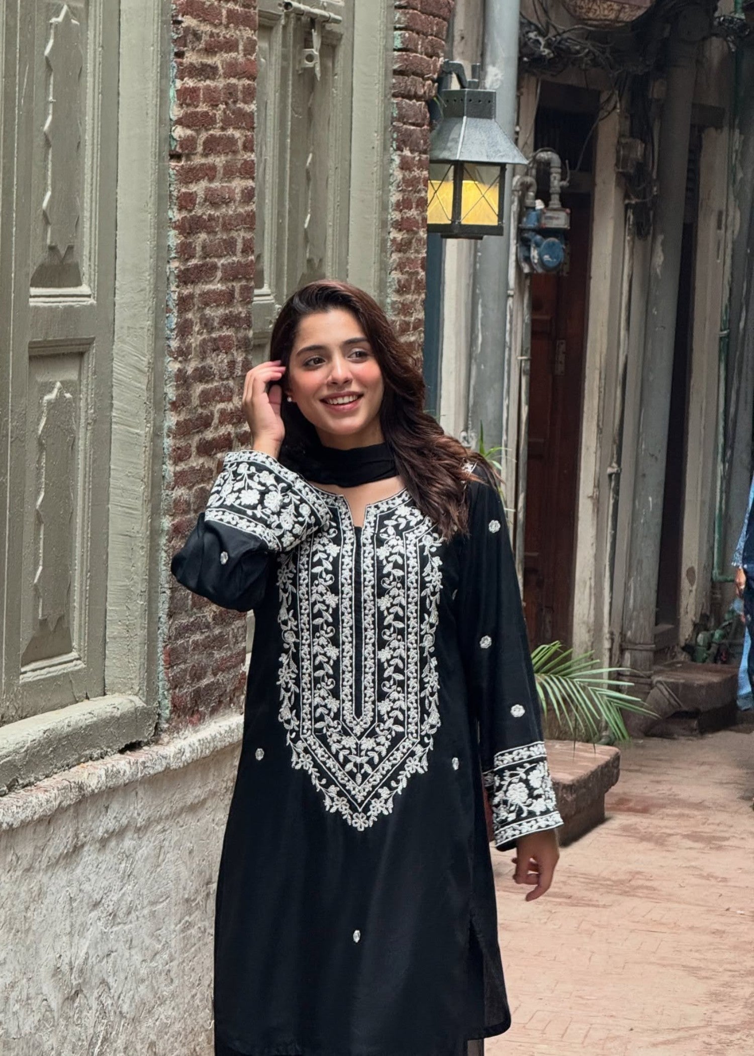 Kunaar White Snober Women 2pcs