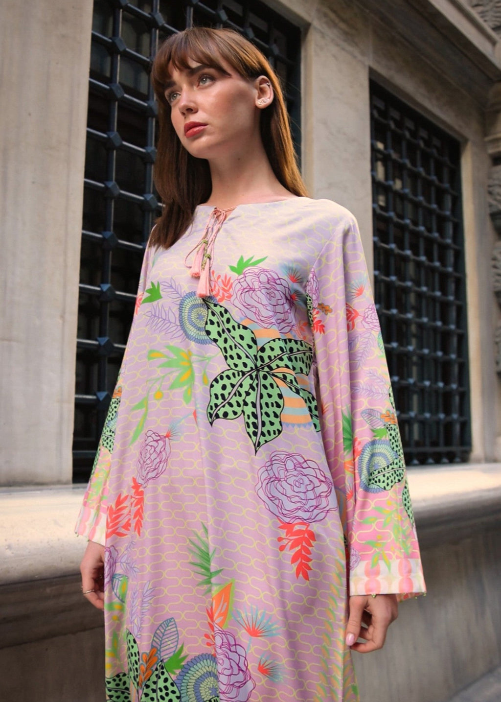 Kiara Mireva Kaftan Women 1pcs