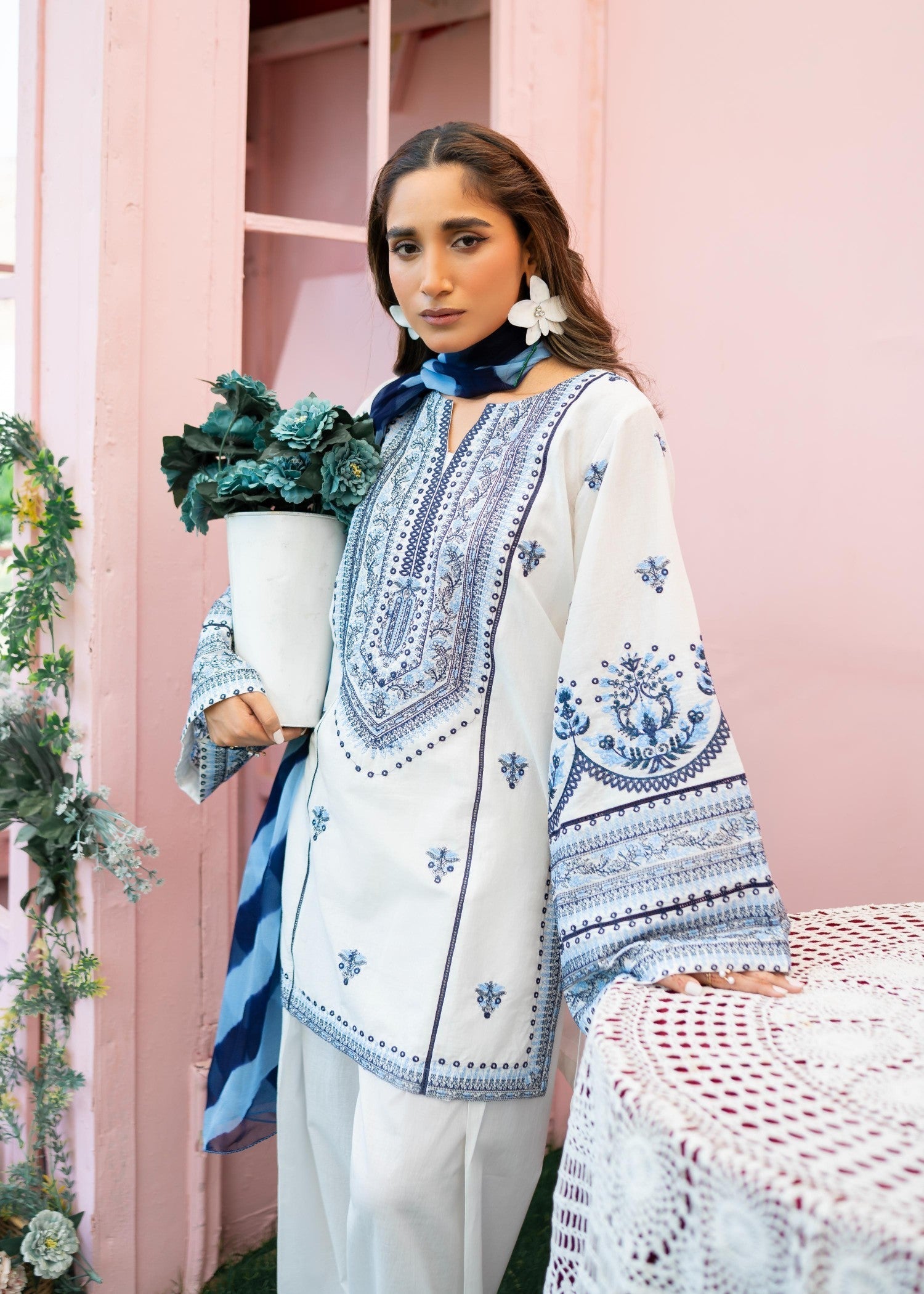 Laiba Mir Pearl White Women 3pcs