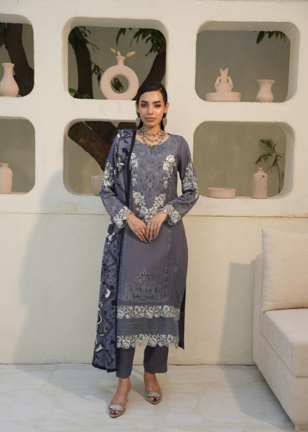 Designer Rack linen embraided gray Women 3pcs