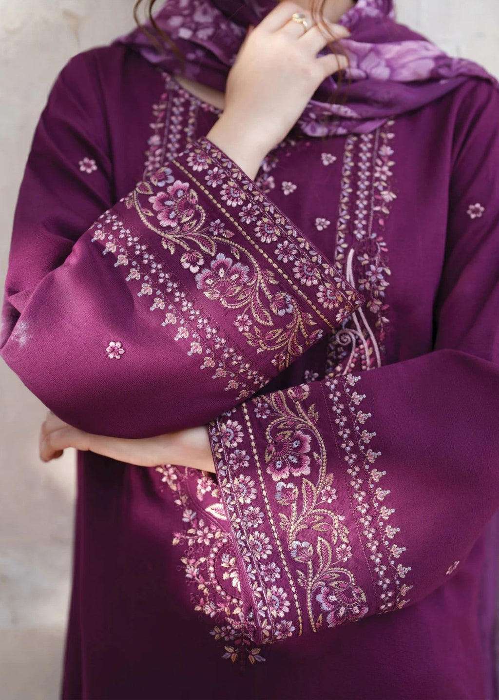 Chaudhary Arts Kaavish Embroidered Women 3pcs