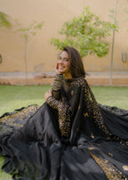 Tabassum Gauhar Ara Begum Women 2pcs