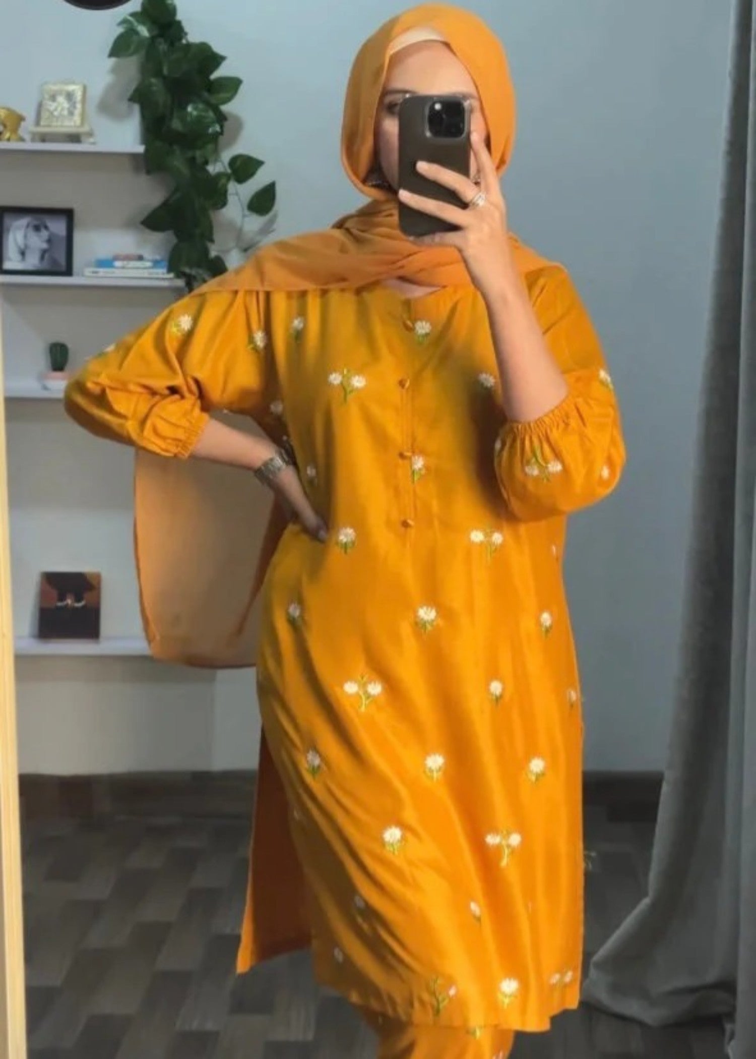 Chaudhary Arts Floral Mustard Women 2pcs