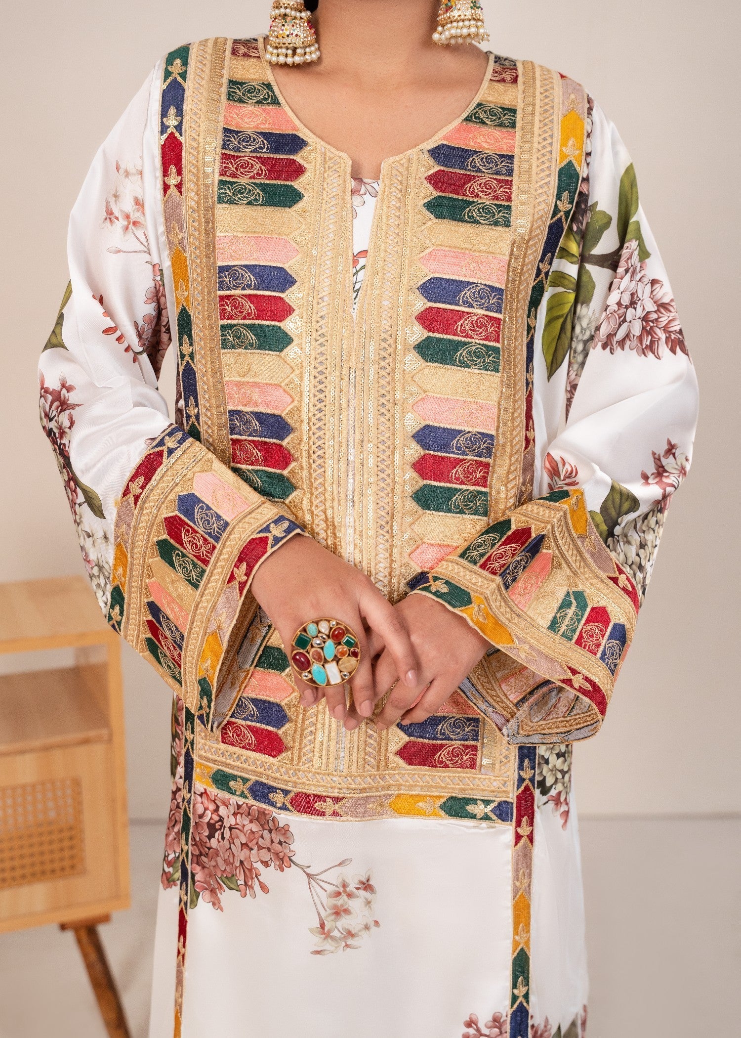 Rajdulari Kareena White Silk Kaftan Women 1pcs