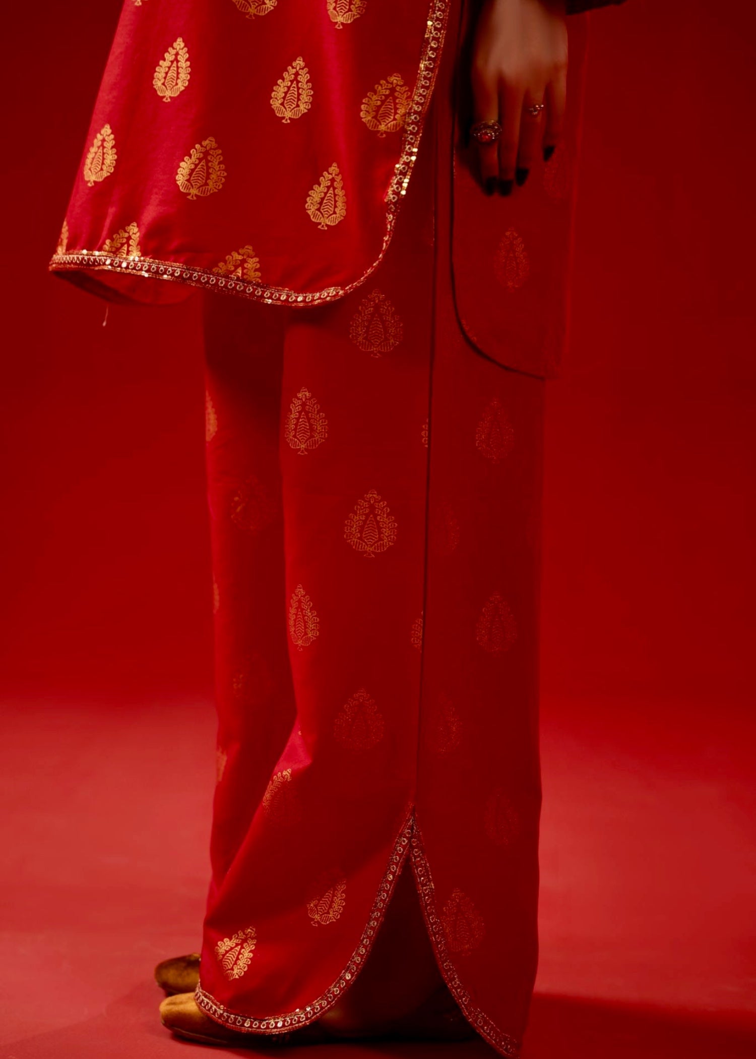 Zeenat & Zoha Ruby Pearl Women 2pcs