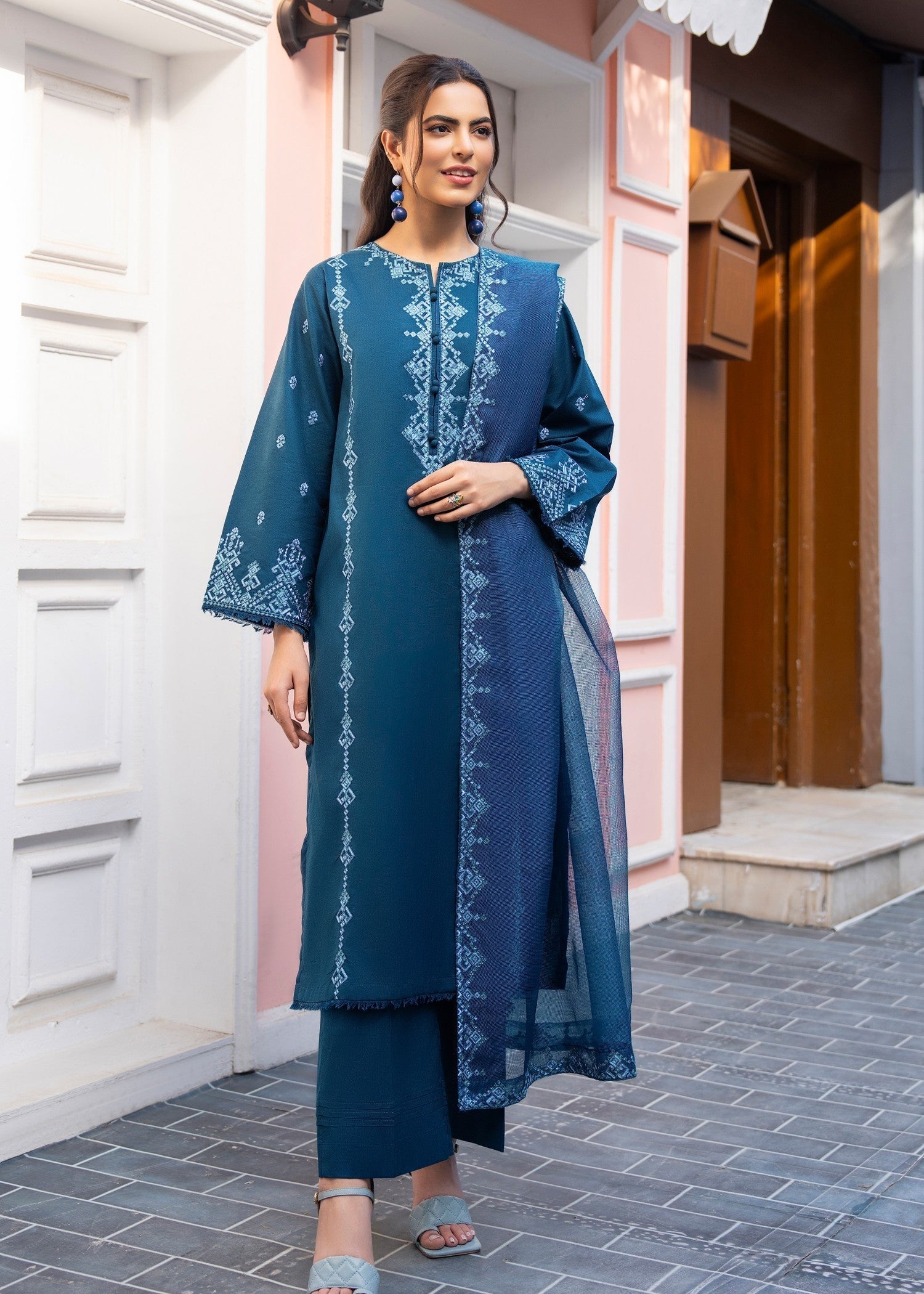 Thistle & Threads Iris Women 3pcs