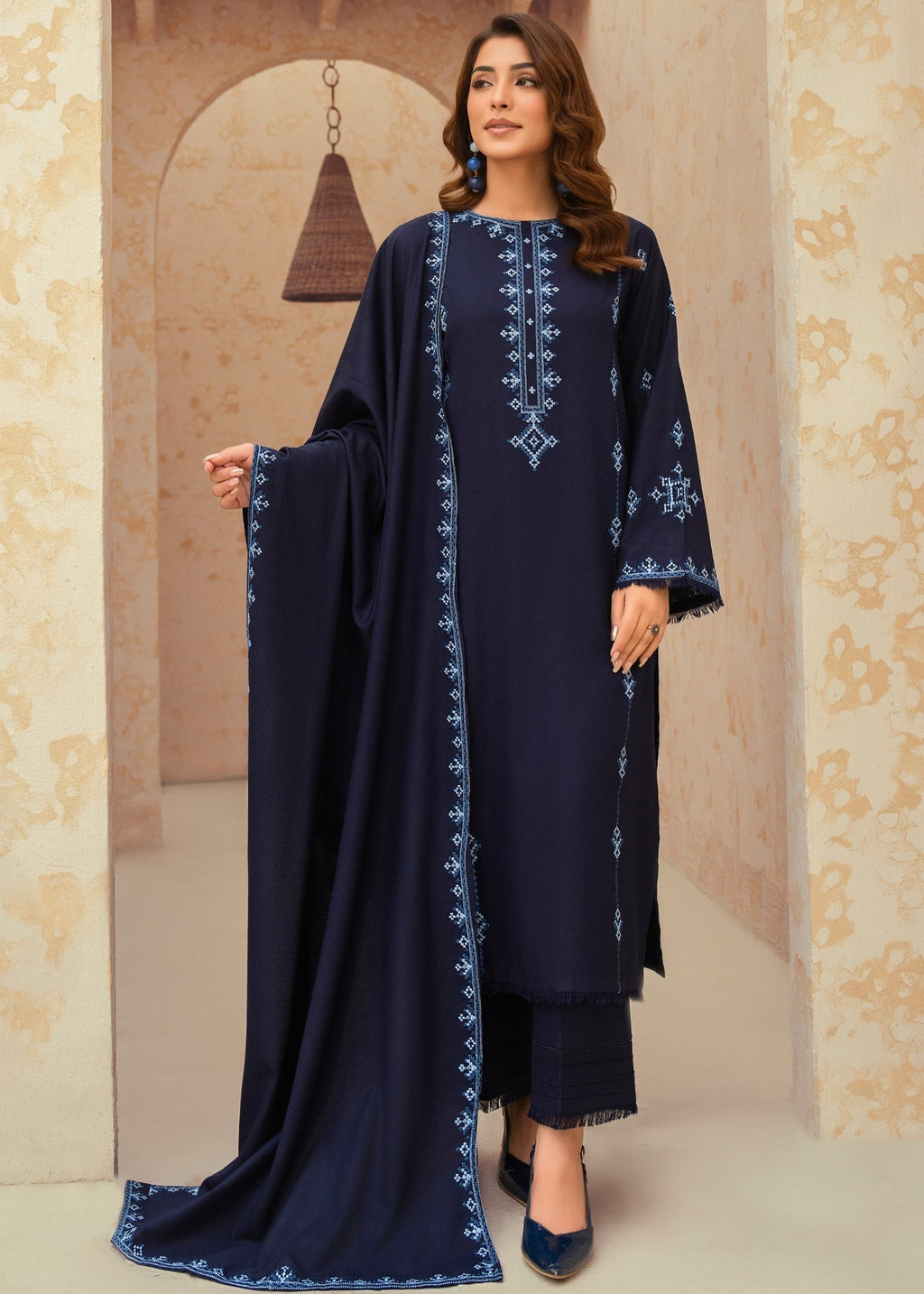 Thistle & Threads Sapphire Women 3pcs