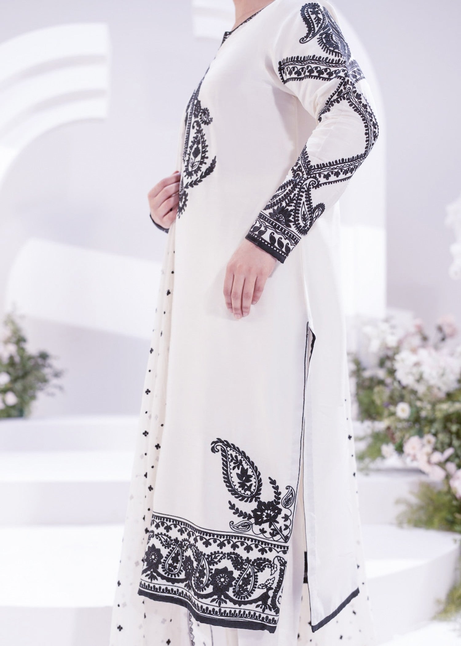 Tawakal Closet Ayra White 02 Women 3pcs