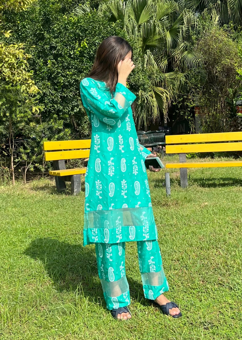 Bin Fatteh Fashion Hooria Women 2pcs