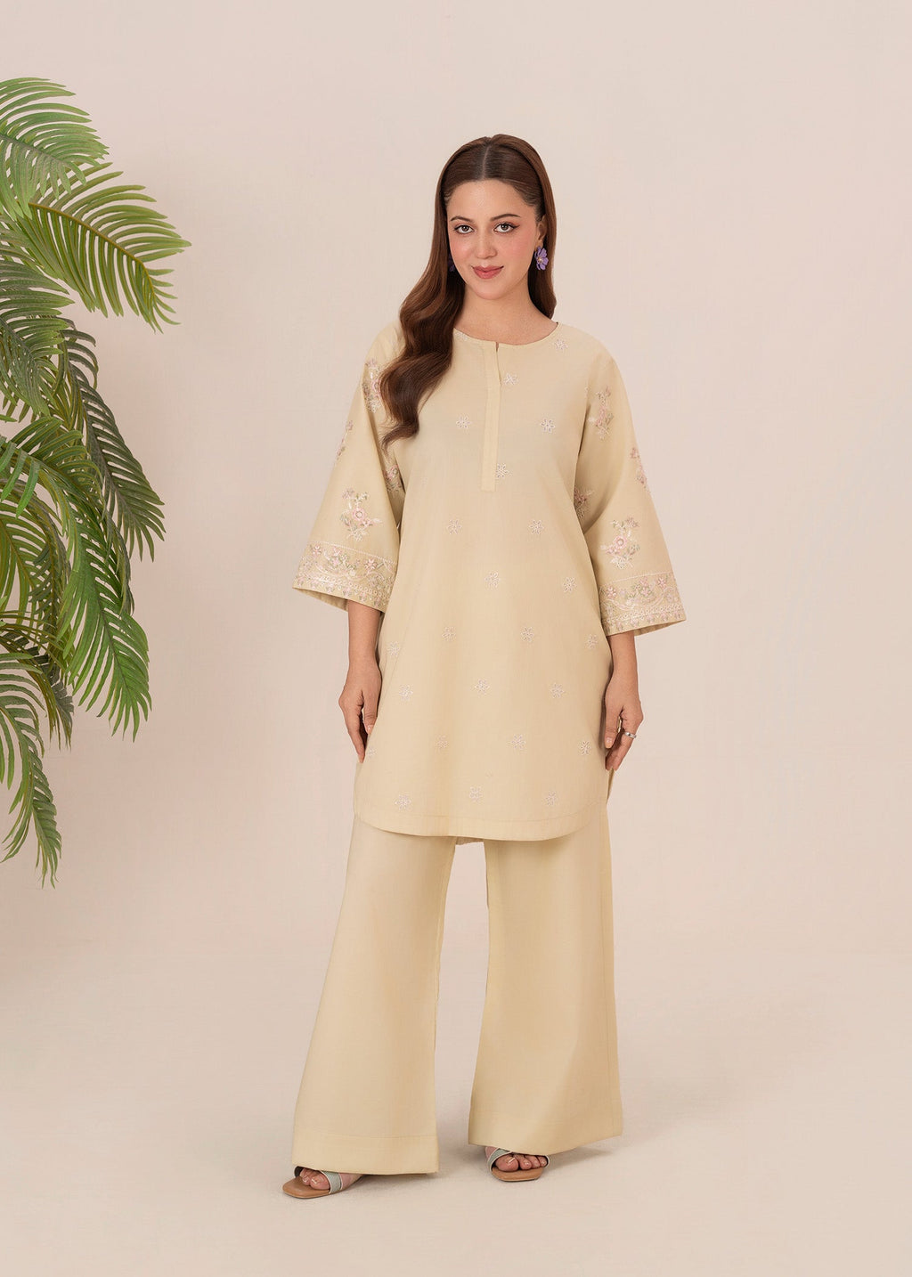 Chandan Nagri FINO Women 1pcs