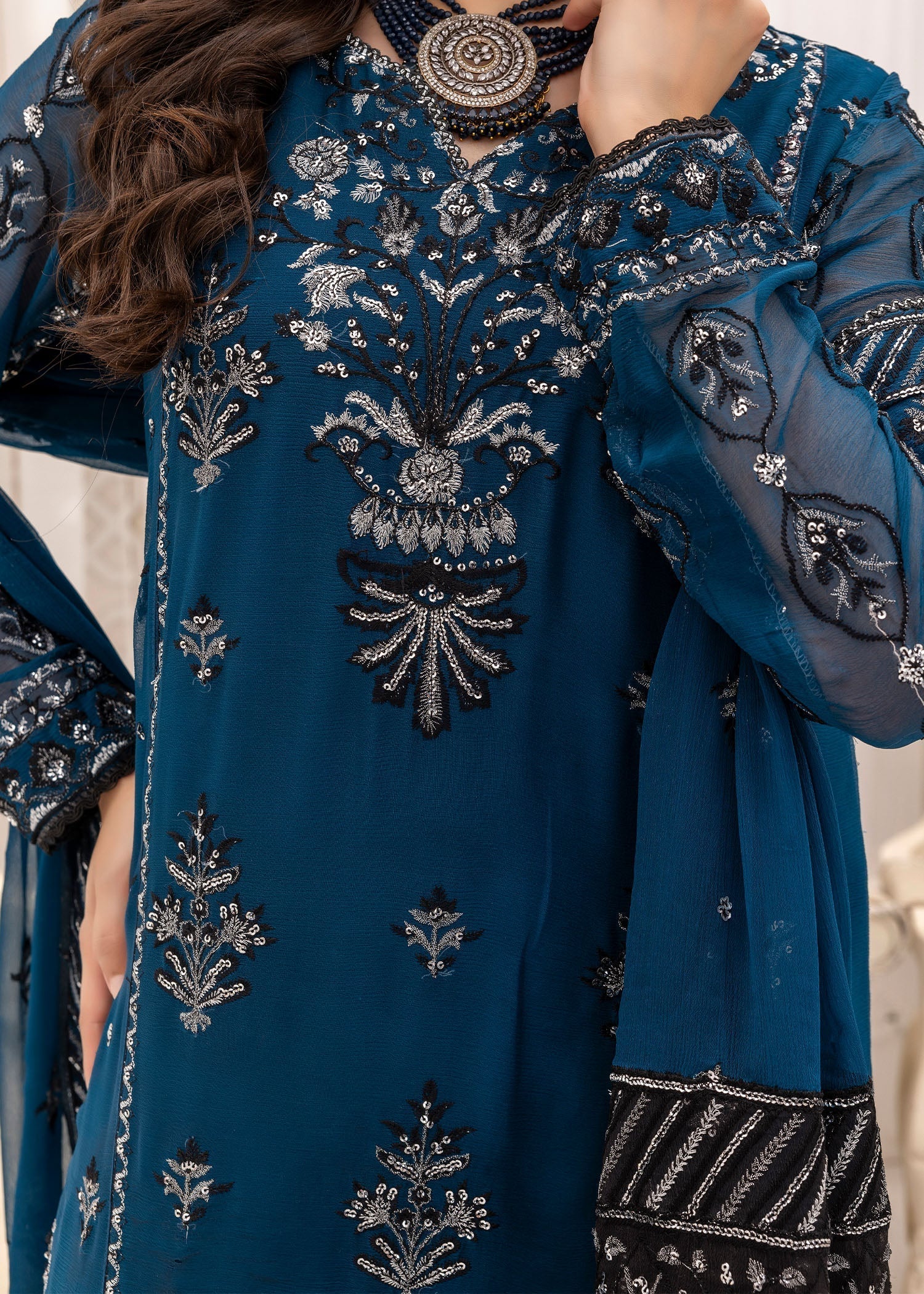 Kanwal Zainab MIDNIGHT ENCHANTRESS Women 3pcs