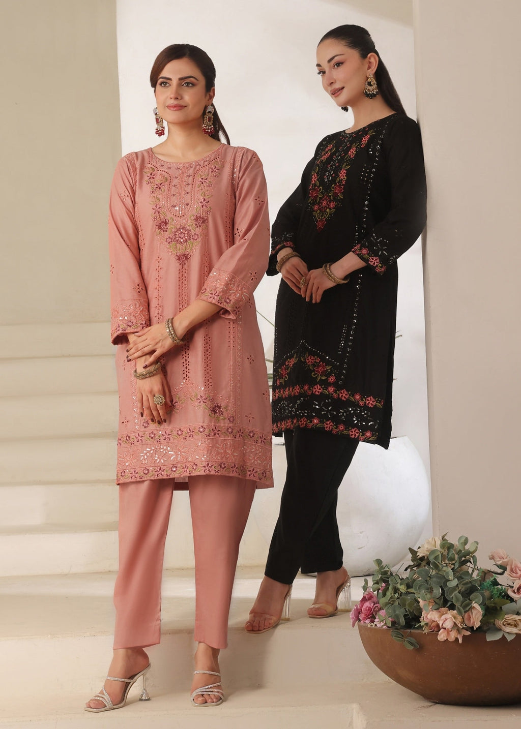 Ayra Pret Jhalak Cream Peach Women 2pcs