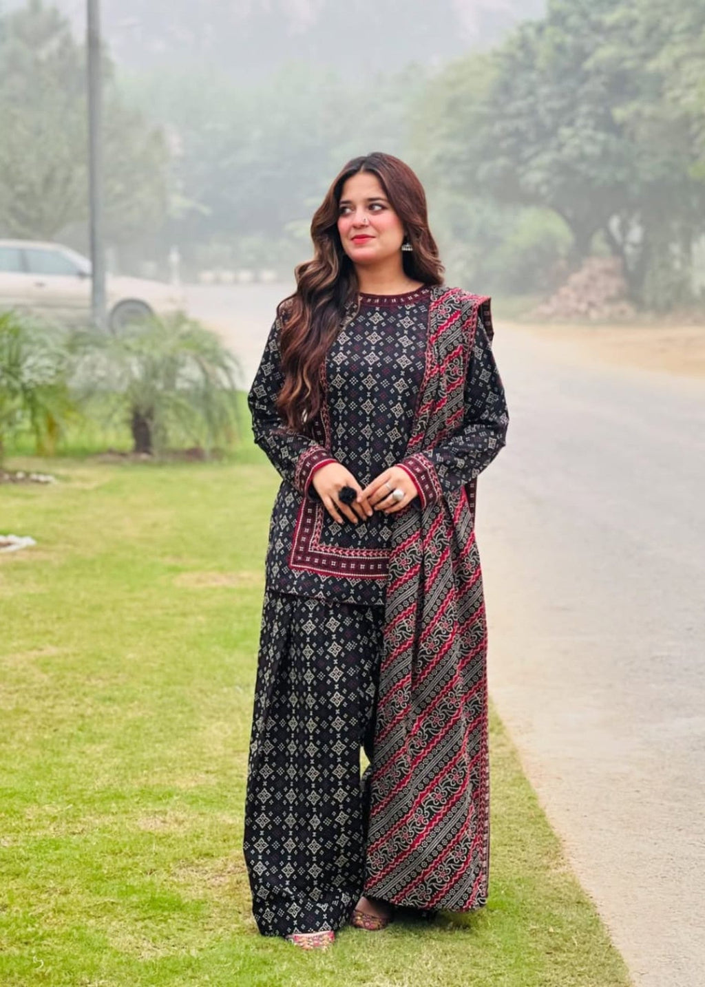 Tehzeeb Libas Chunri Farshi Women 3pcs