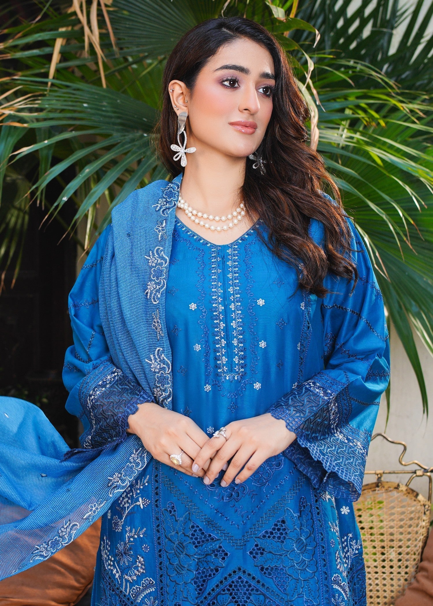 AATIQA Pure Lawn Embroidered 10 Women 3pcs