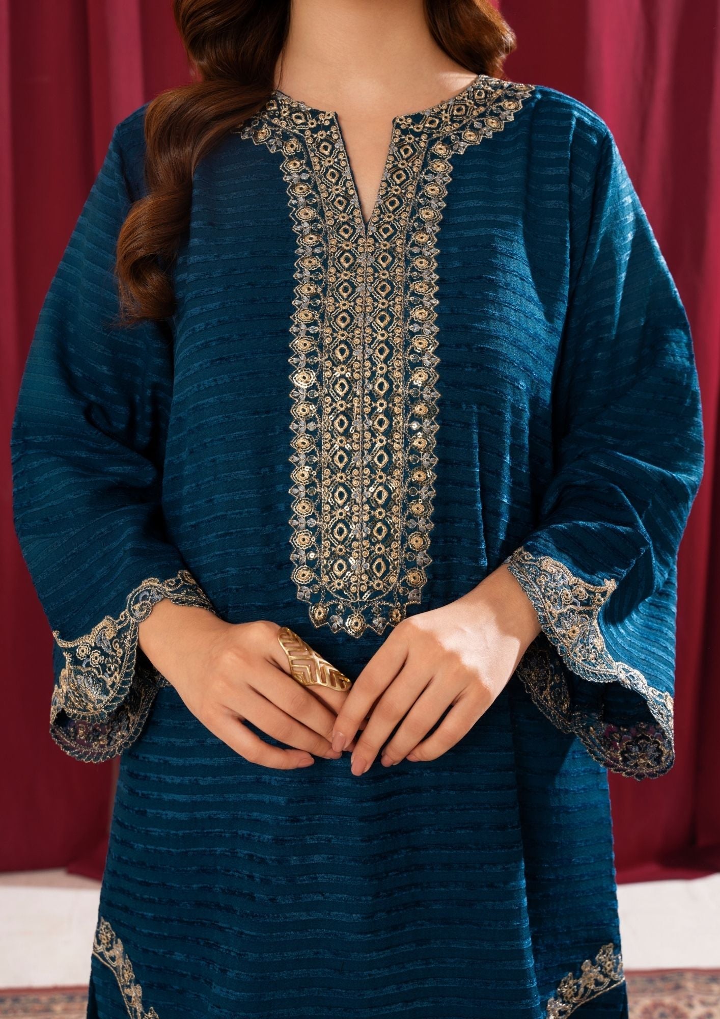 Yolo Pret Alpine Velvet Tilla Embroidered with Velvet Shawl Teal AFP A25 0001 Women 3pcs