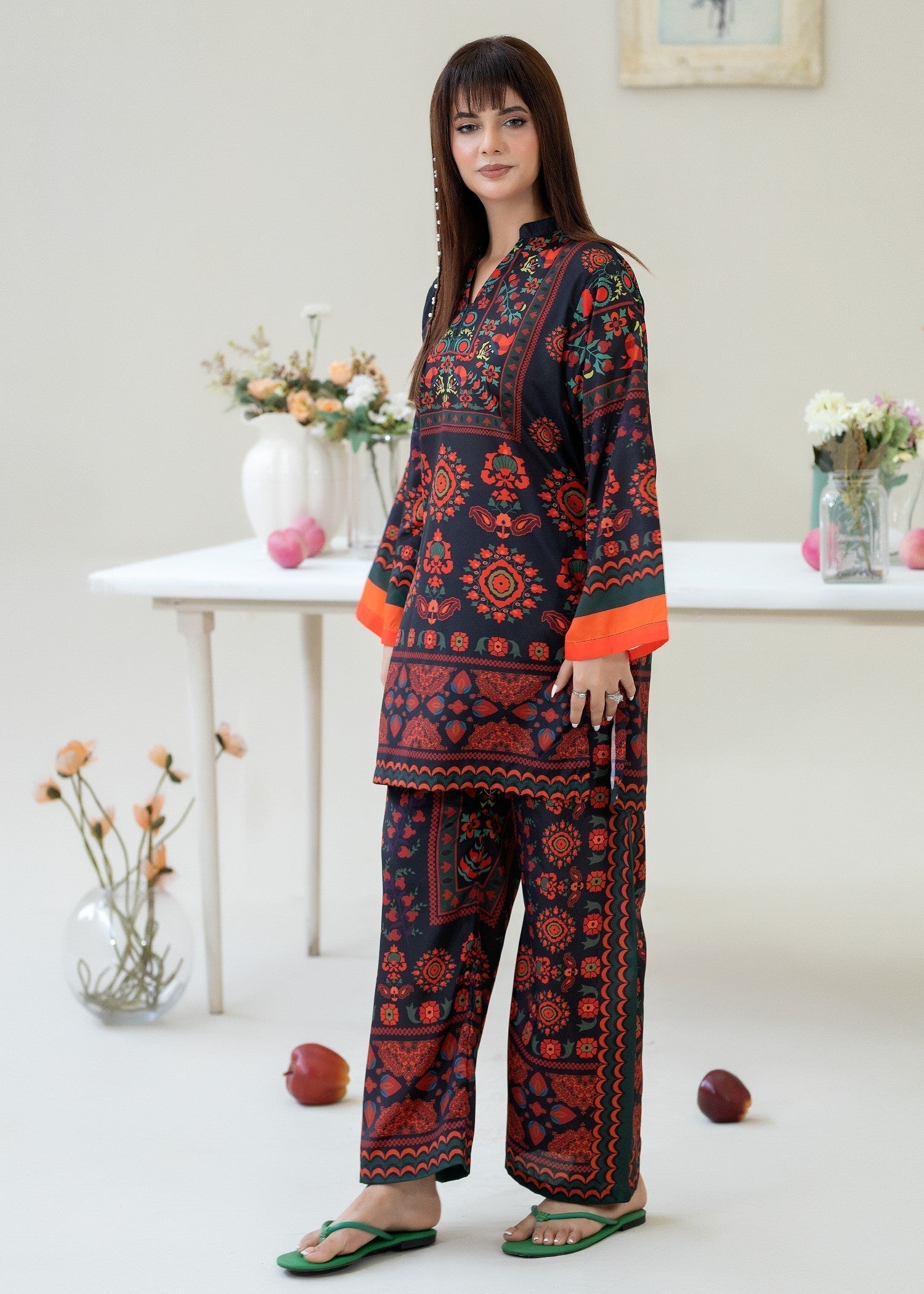 WearCuckoos Avenys Women 2pcs