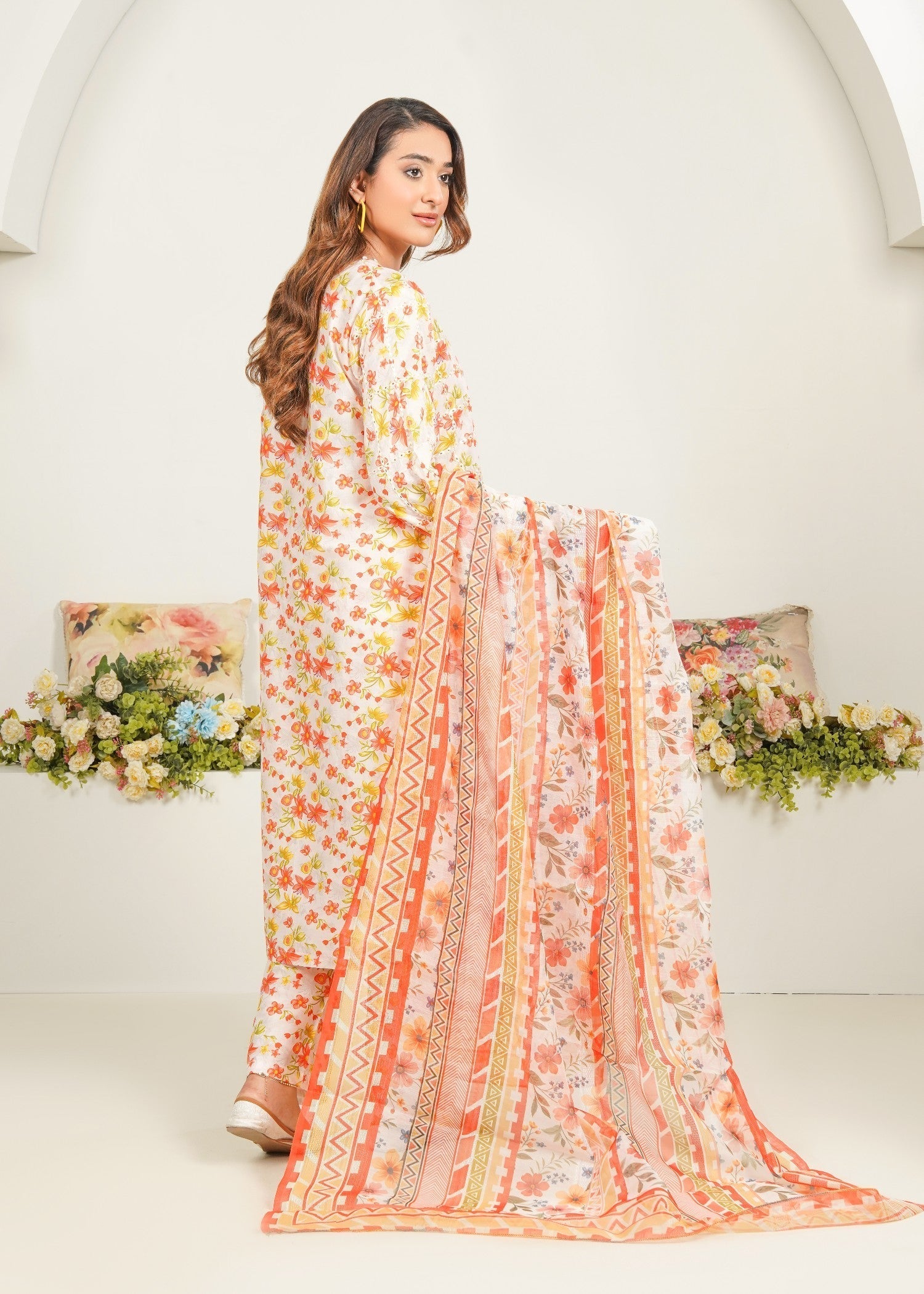 Dareechay Off White Peach Blossom Print Suit FOP30 Women 3pcs