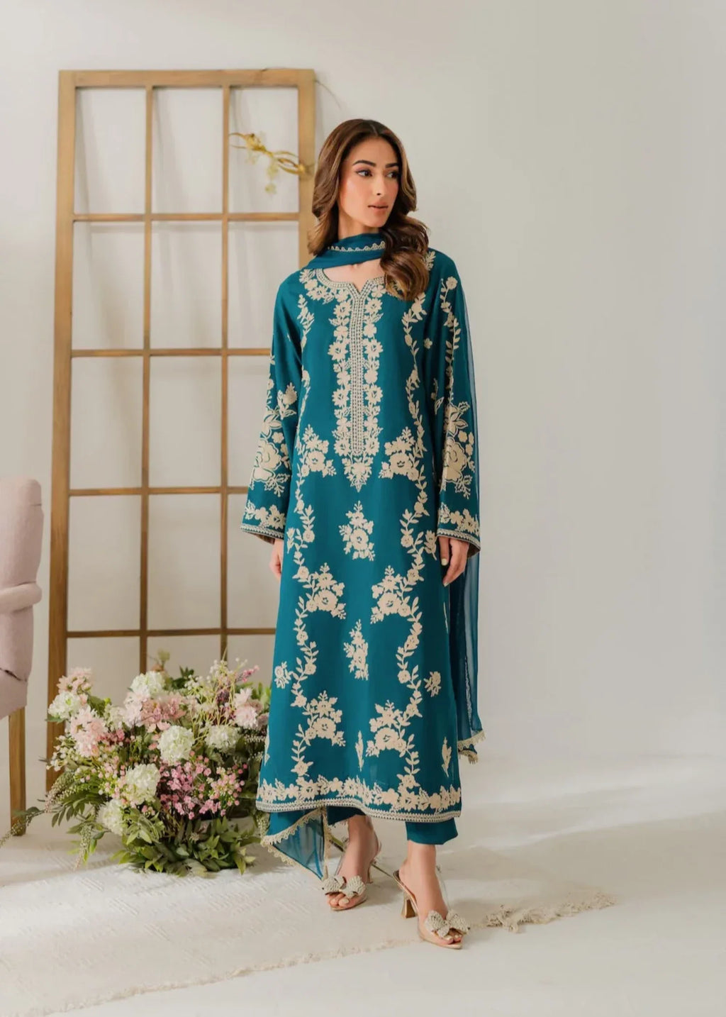 Libas Thread Kanwal B Women 3pcs