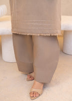 Mannat Vora Women 2pcs