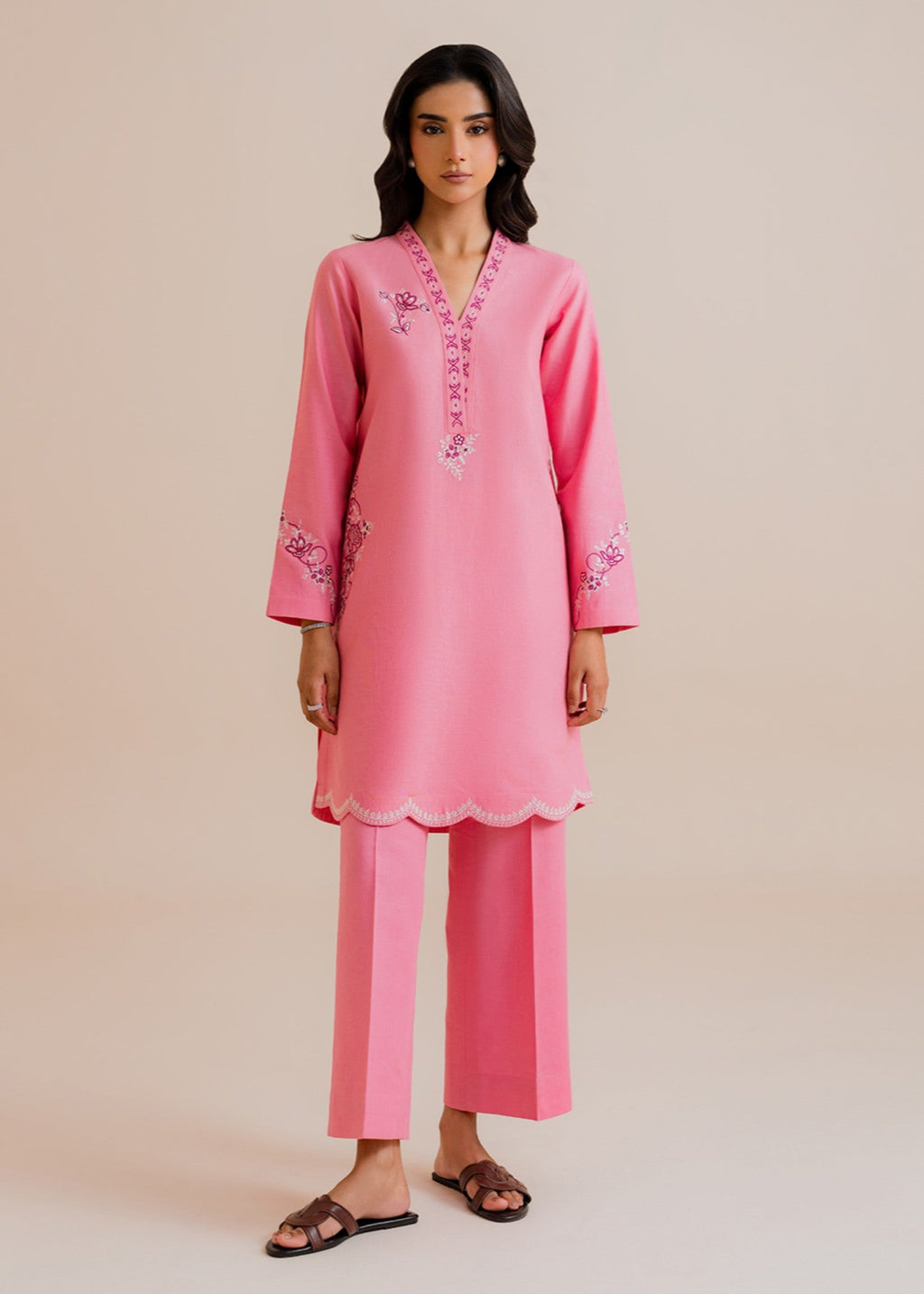 Kiara Lire– Embroidered Co ords Khaddar Set Women 2pcs