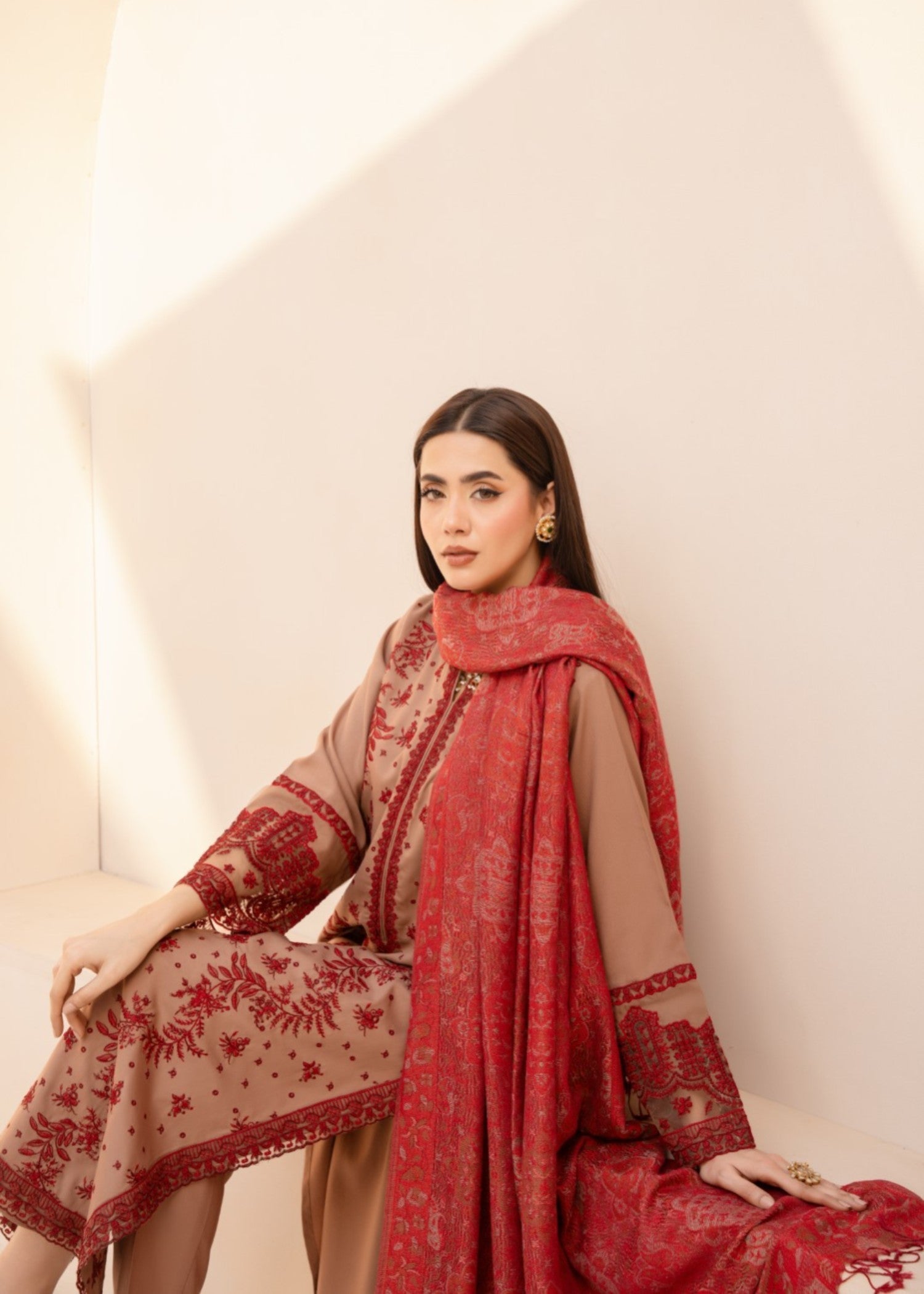 Mohagni MWD 28 Women 3pcs