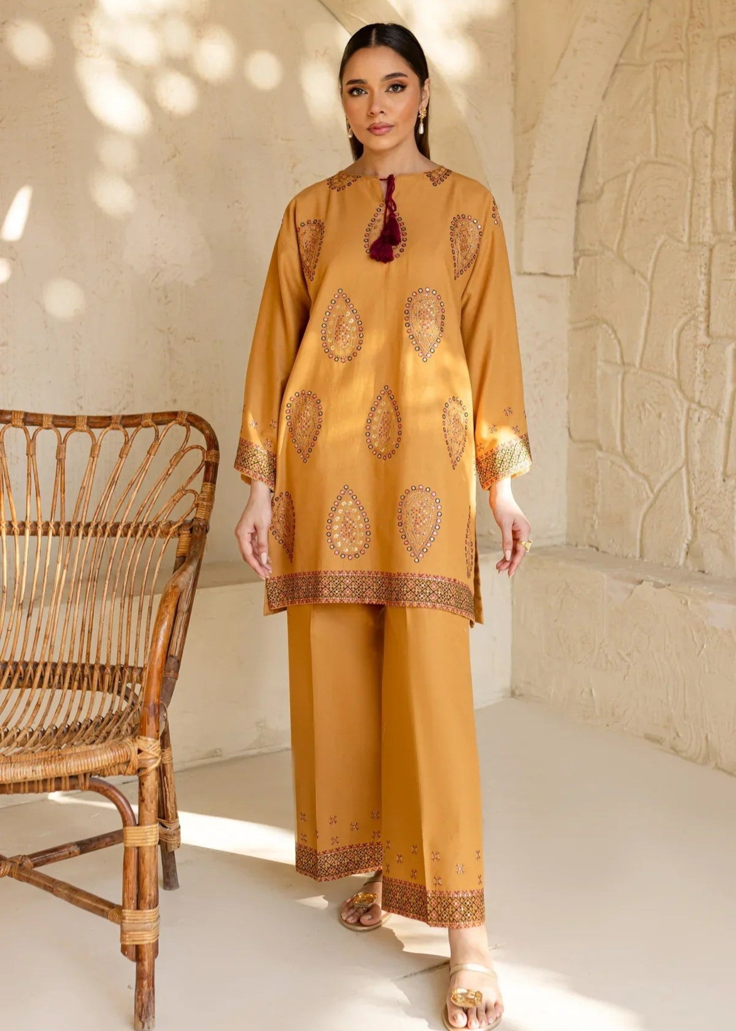 Zeephire BINDI EMB Women 2pcs