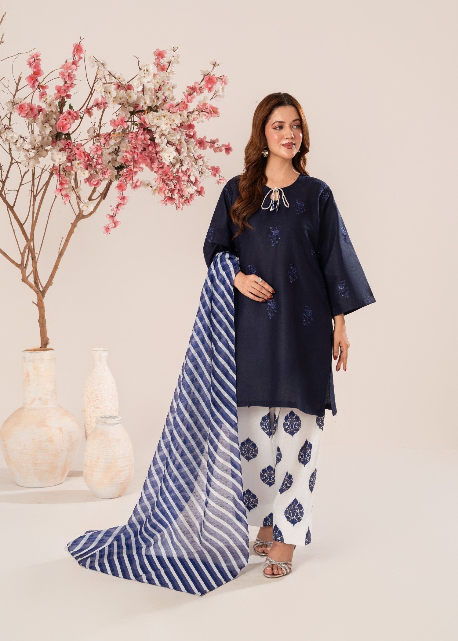 Stylish Collection SALINA Women 3pcs