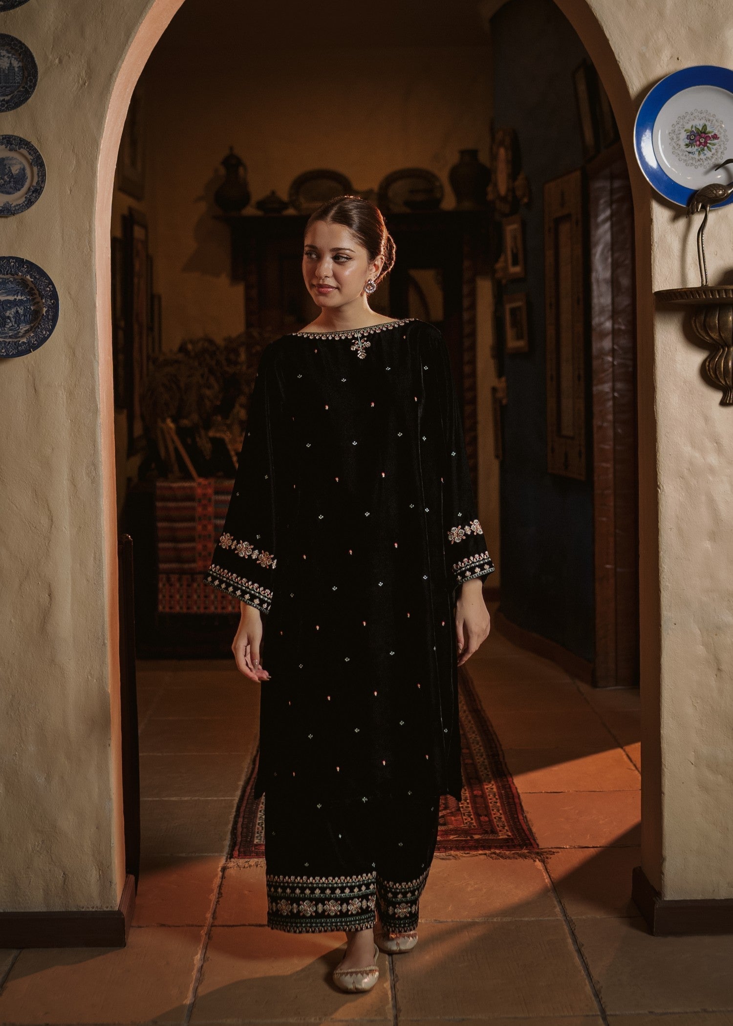 Urge Pret MAHNOOR Women 2pcs