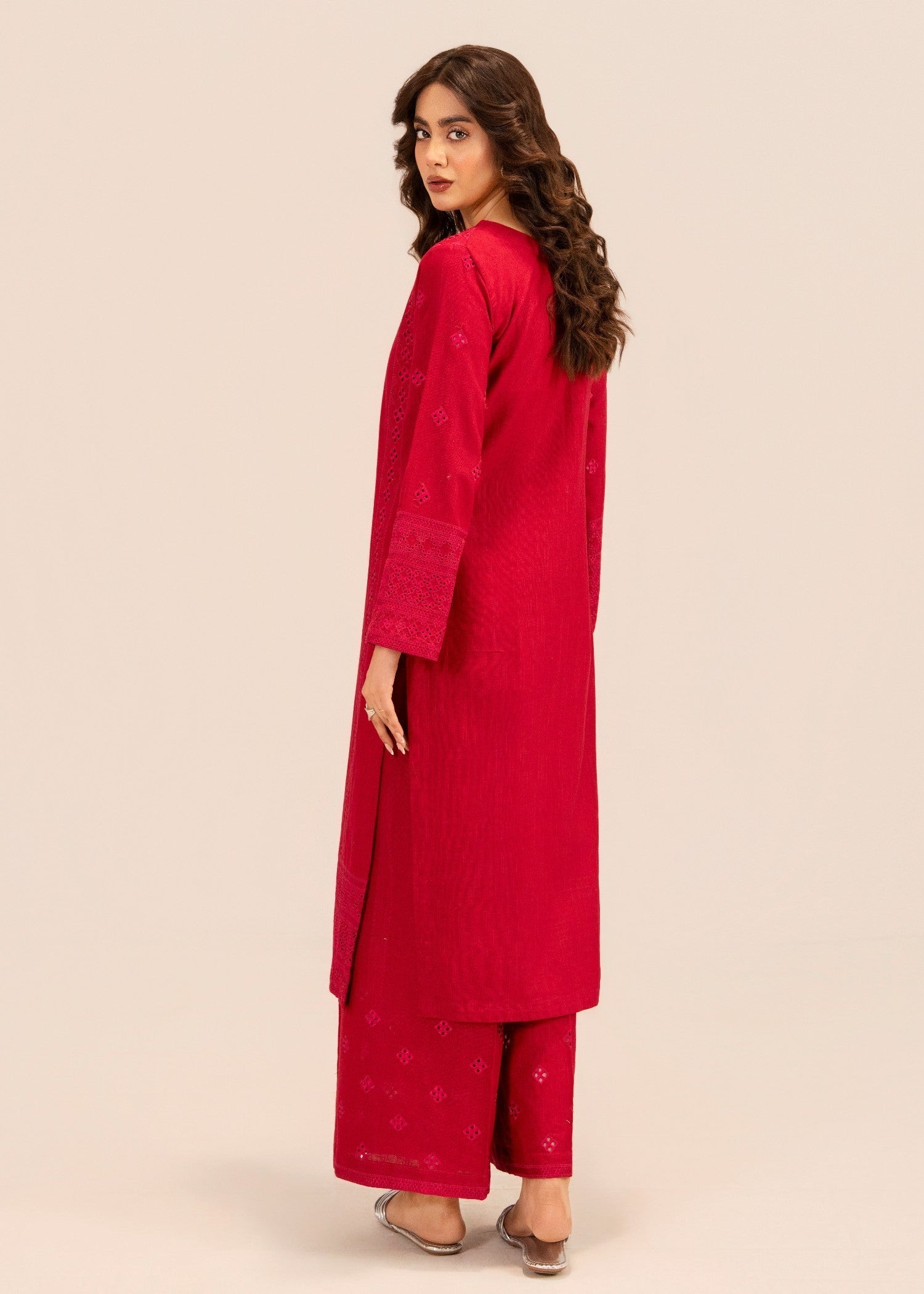 Sahibas By Mirza Aabroo Red Women 2pcs