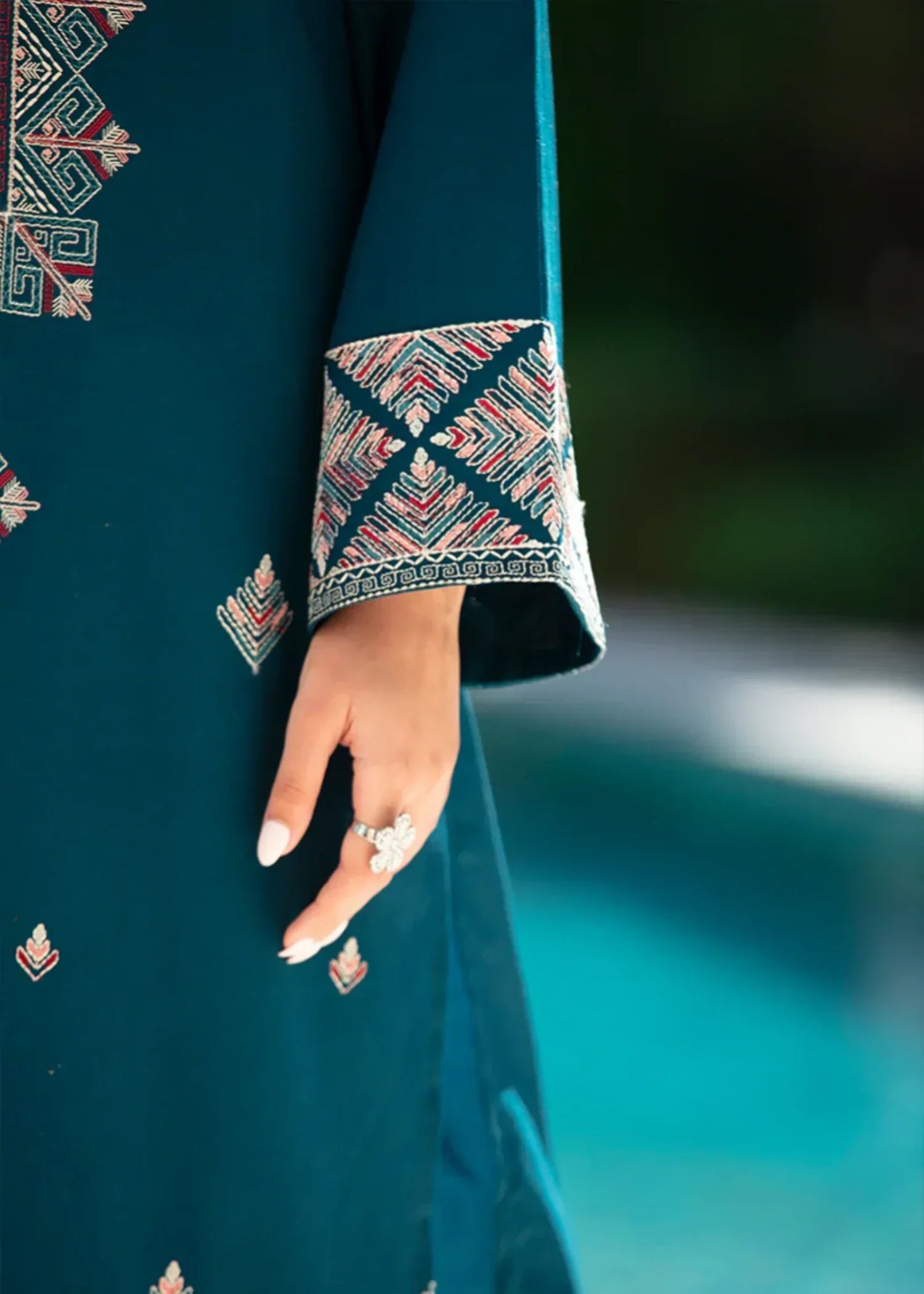 Shehroz Fashion TEHZEEB LAWN EMBROIDERY SUIT Women 2pcs