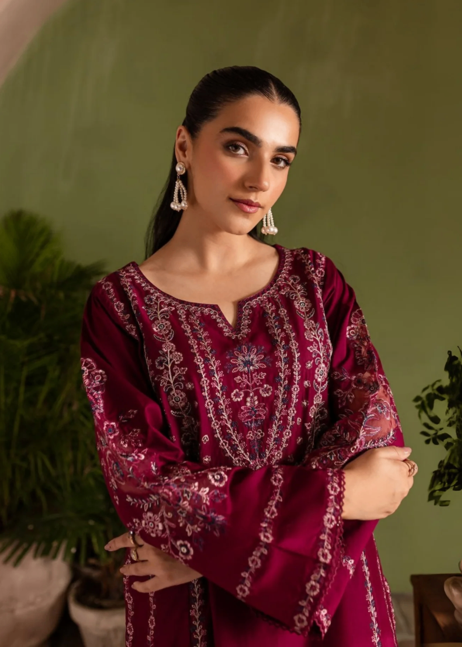 Chaudhary Arts shyrl Embroidered Women 2pcs