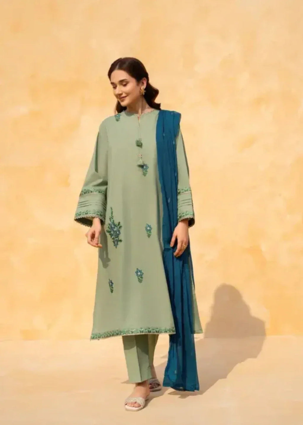 Chaudhary Arts Hayfa Embroidered Women 3pcs