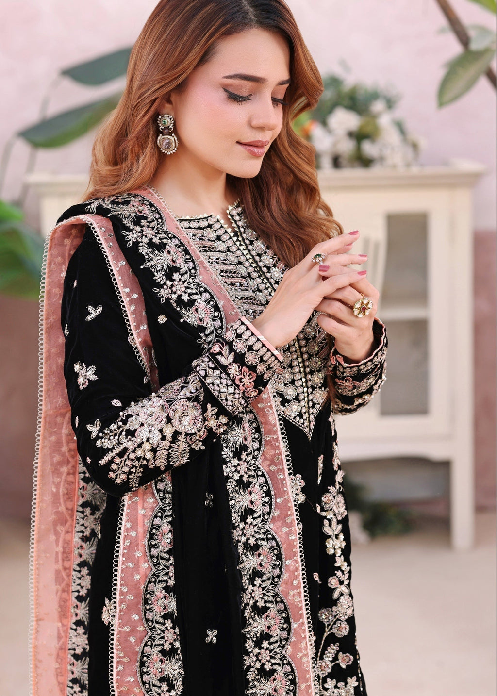 Suits By Sadia Aneela velvet sumbul Women 3pcs