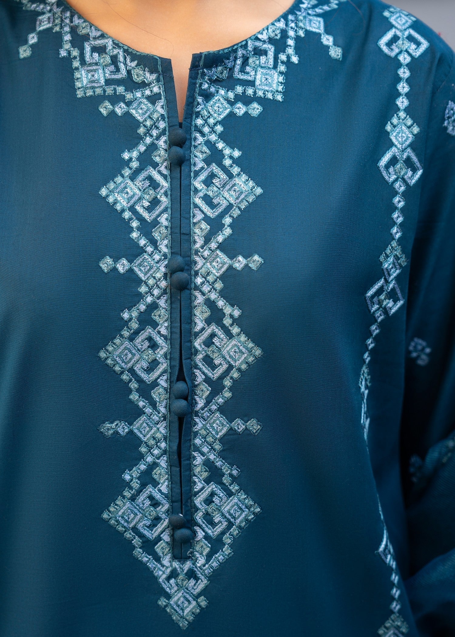 Thistle & Threads Iris Women 3pcs