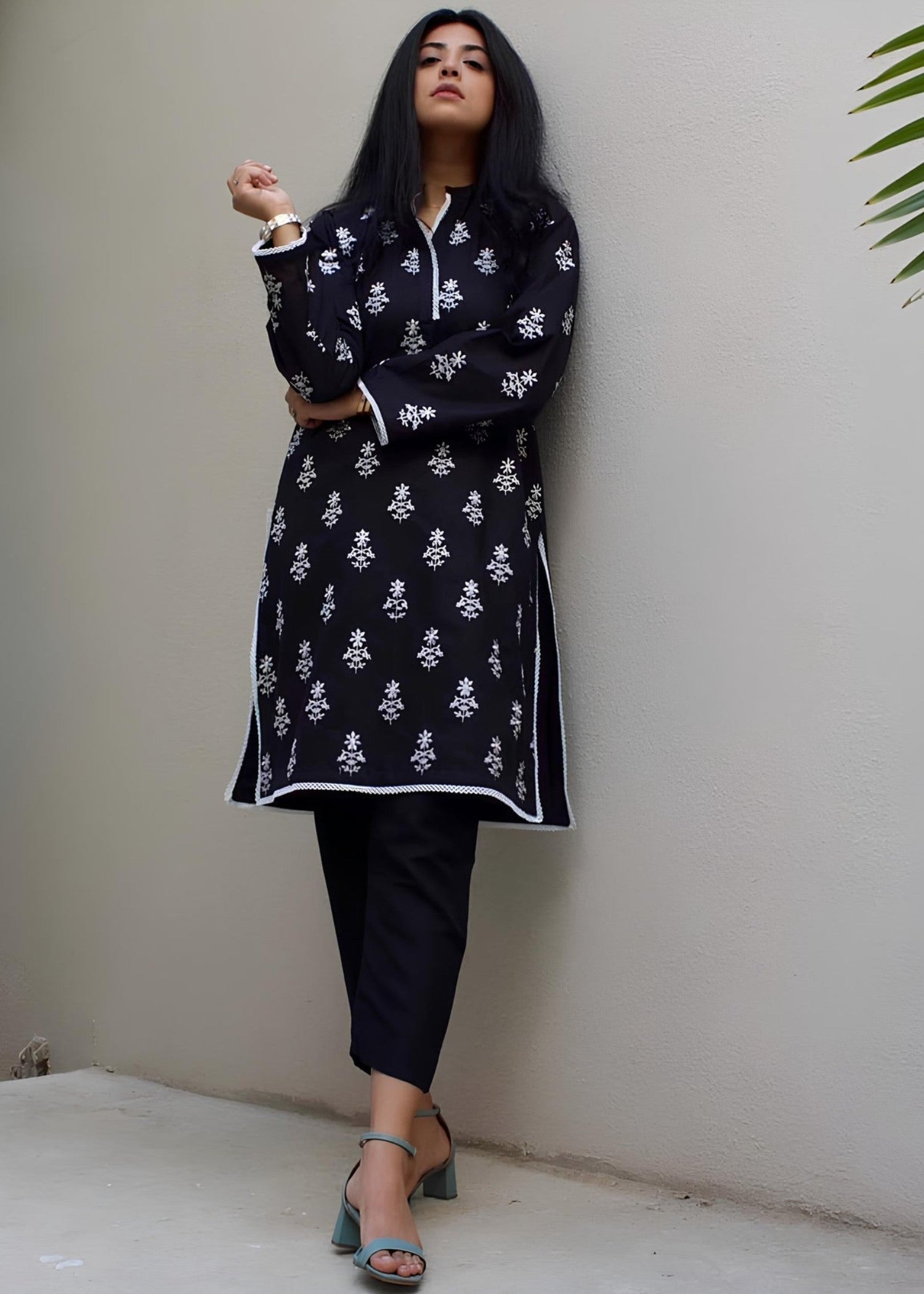 Reetriwaj BlackChic Women 2pcs