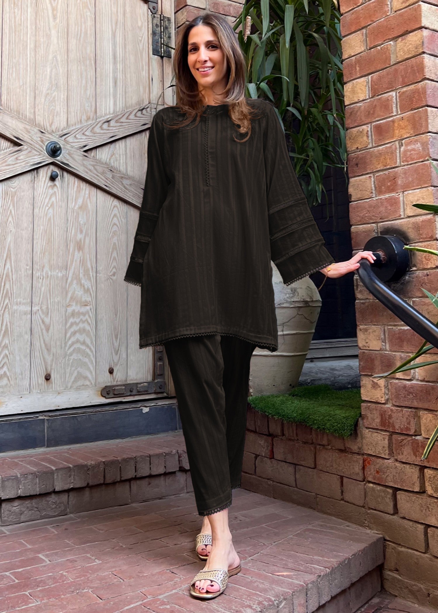 Kiara SLD03 25C Black Women 2pcs