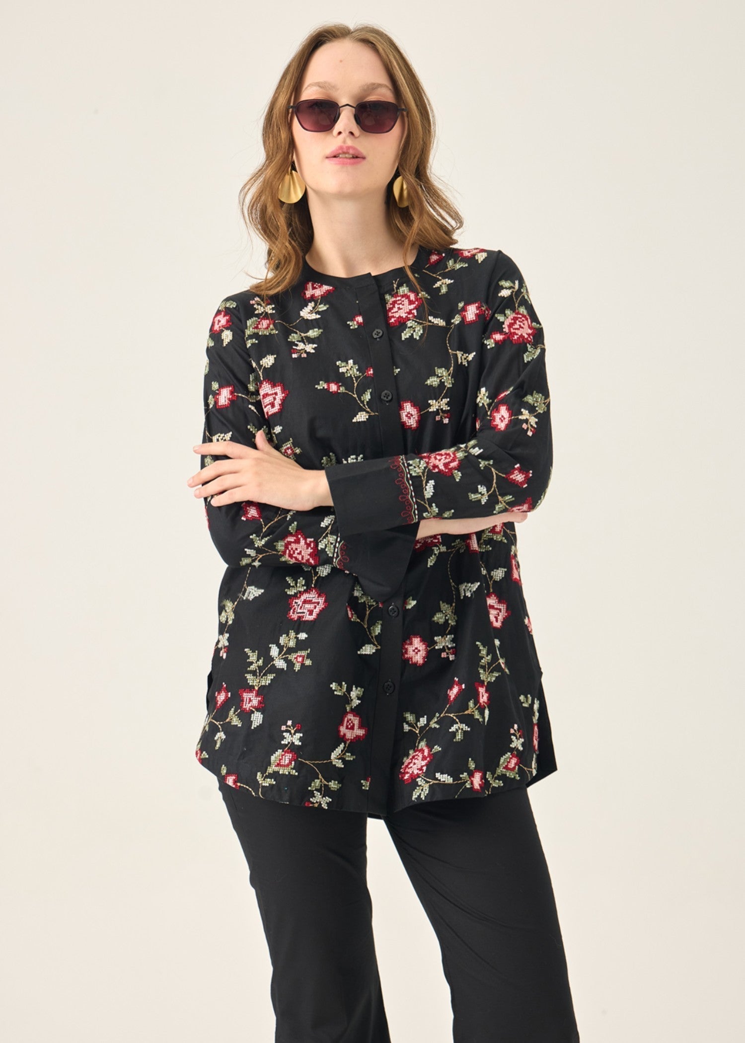 Kiara Velora – Embroidered Co ords Set Women 2pcs