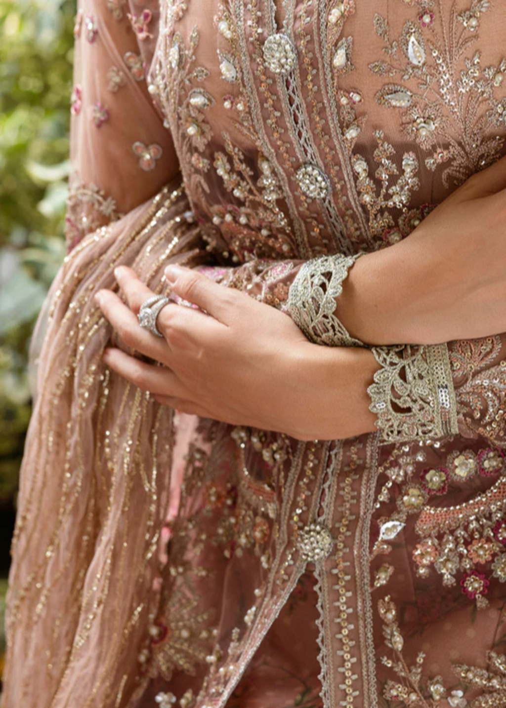 Mushq * Before Sunrise 01 25 Women 4pcs