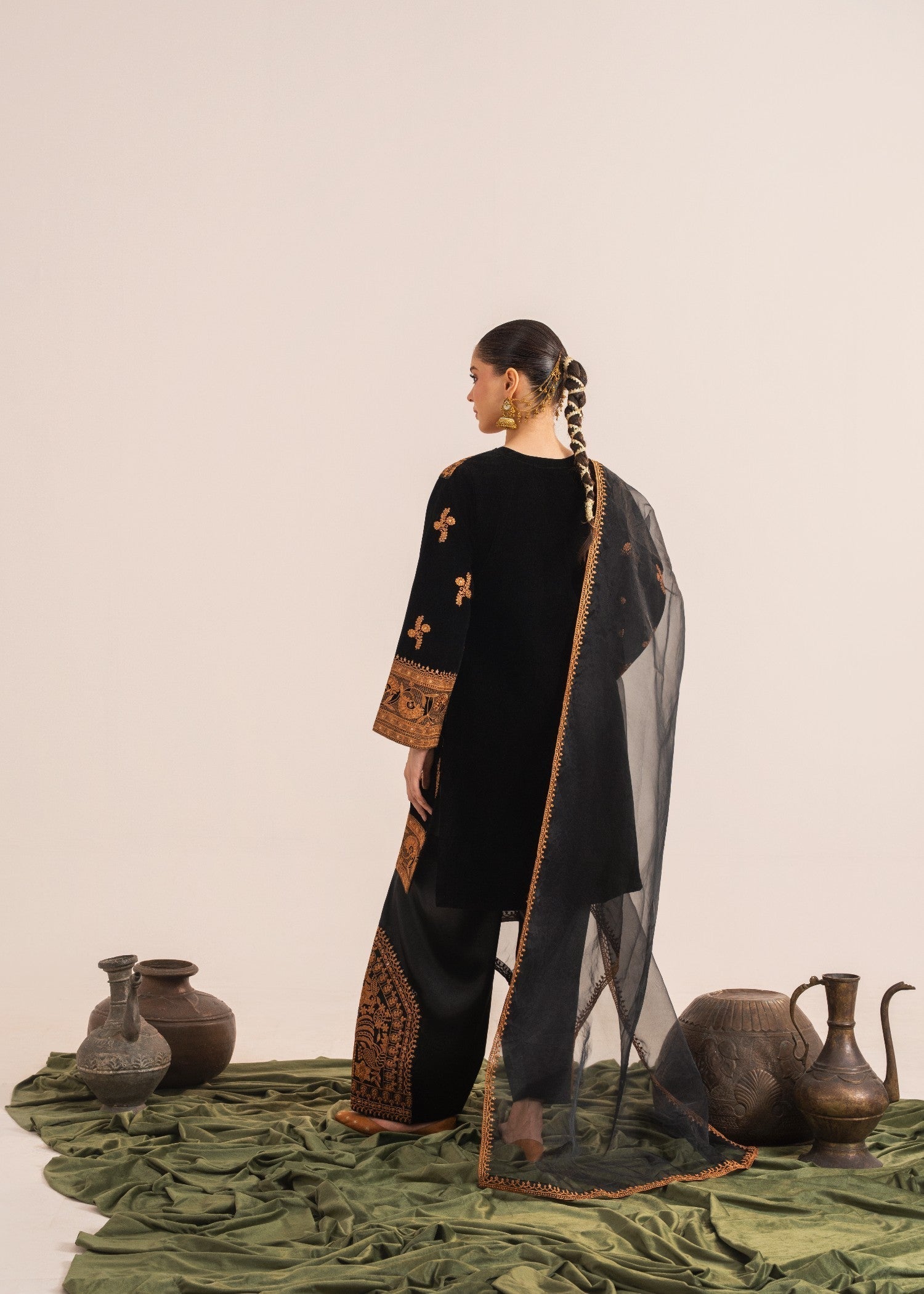 Rajdulari Kangana Velvet Women 3pcs