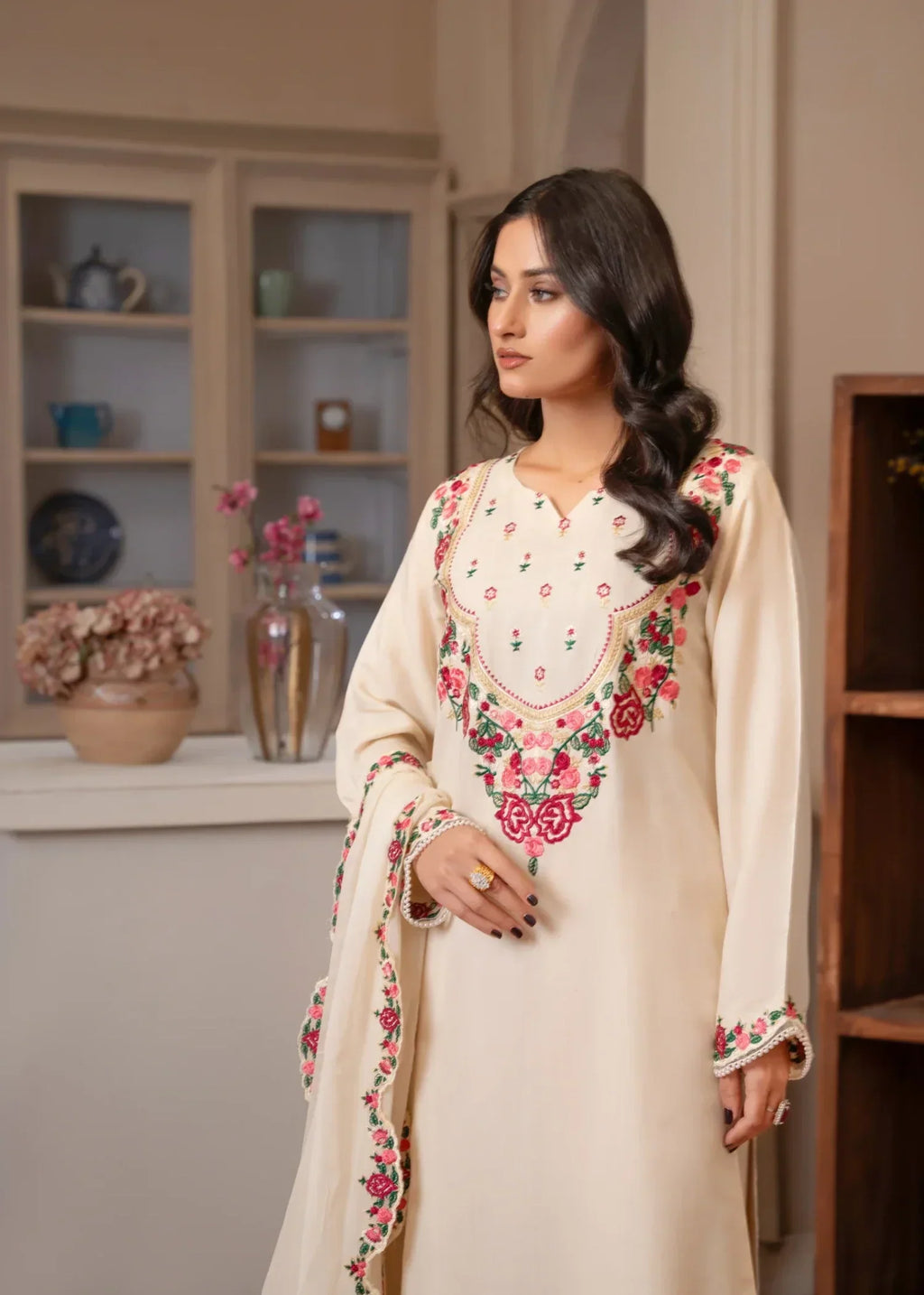 Akhrot Clothing Regal Eid Women 3pcs