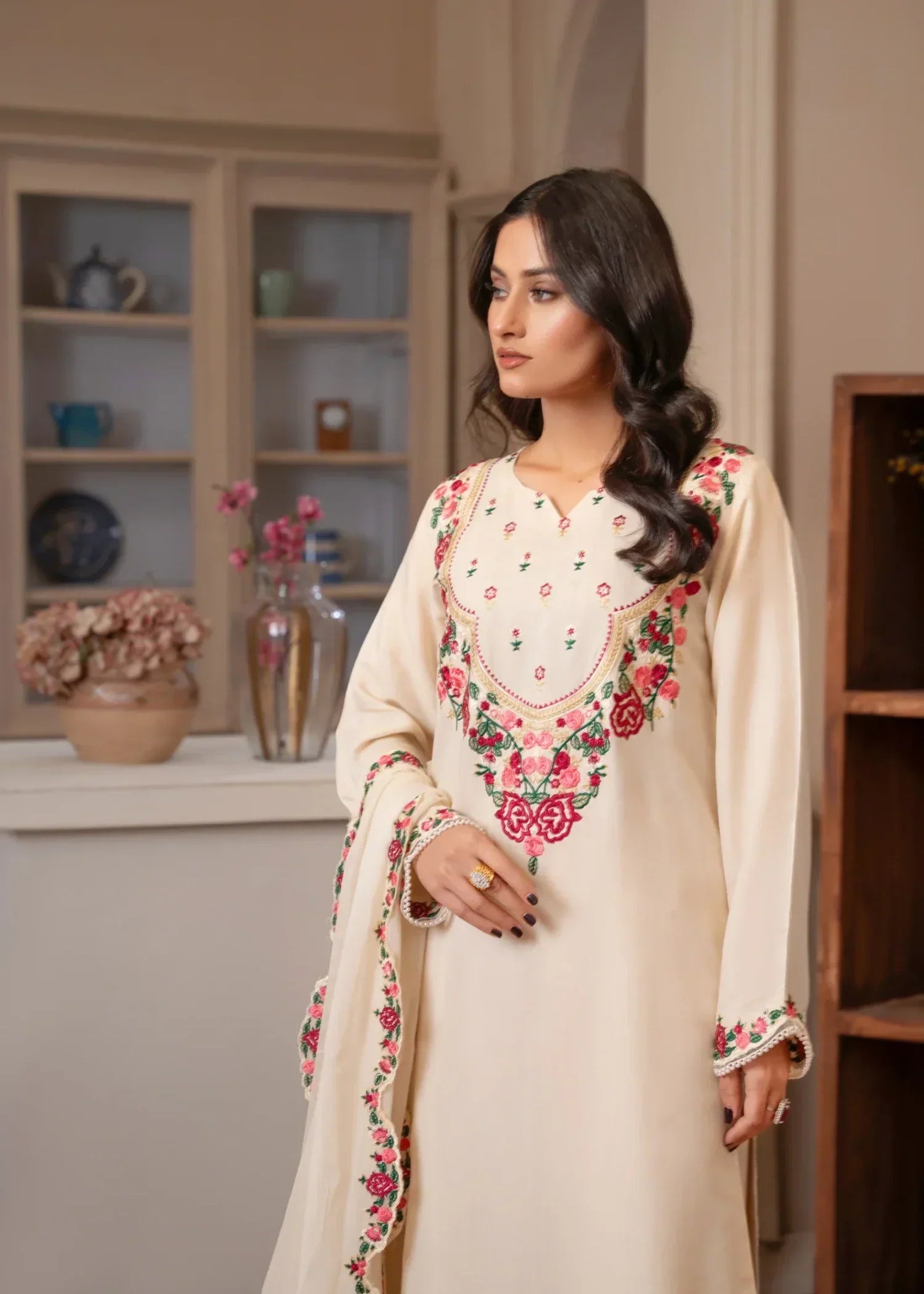 Akhrot Clothing Regal Eid Women 3pcs
