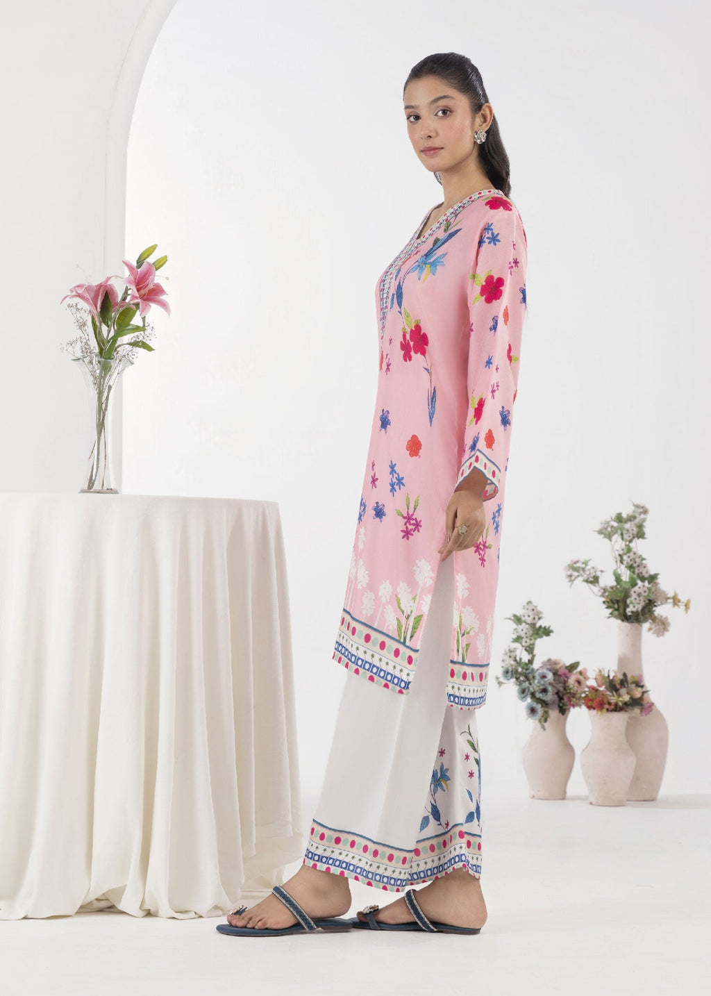 Stylish Collection CHARMING Women 2pcs