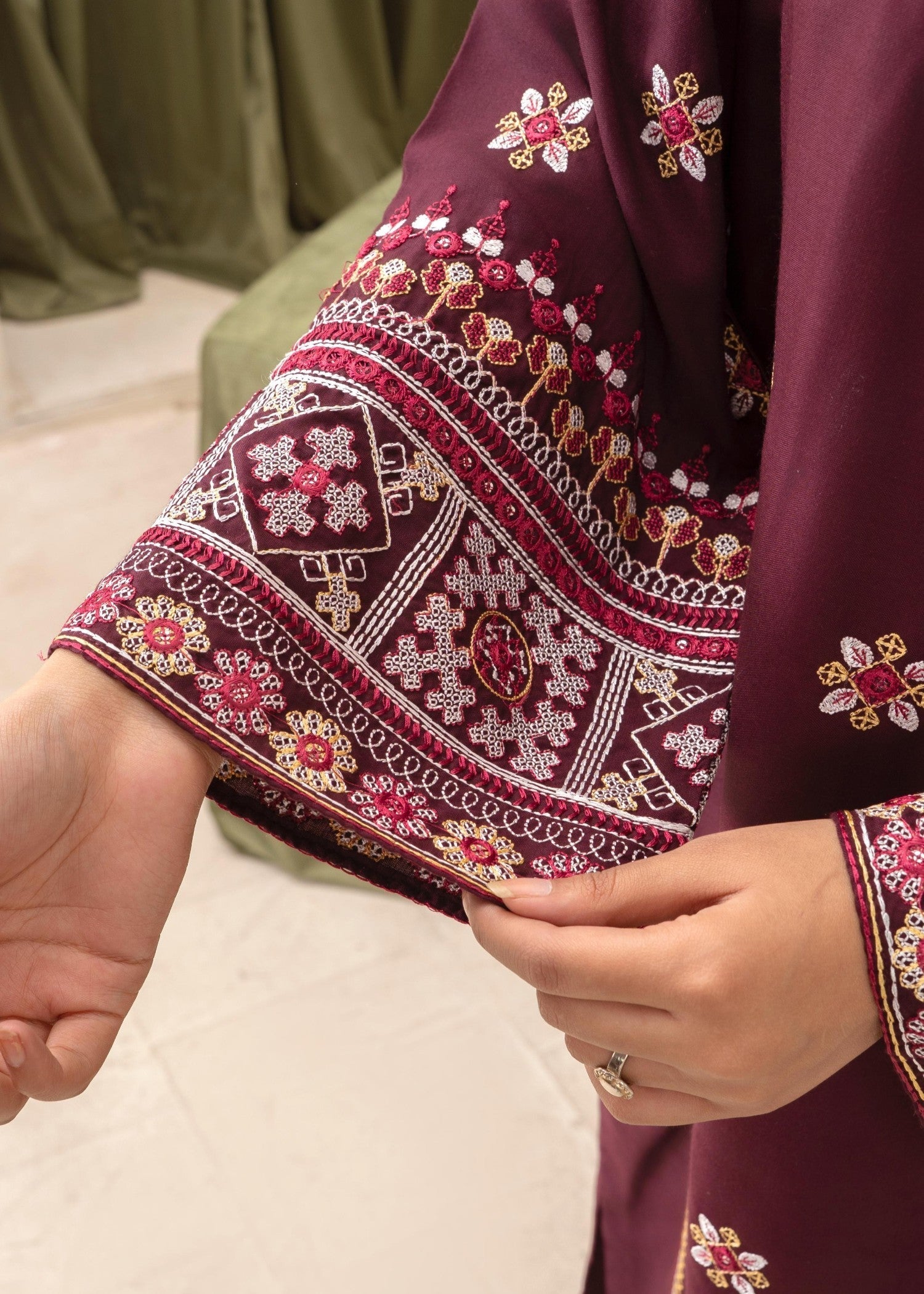 Stylish Collection NAZAKAT EMBROIDERED Women 2pcs