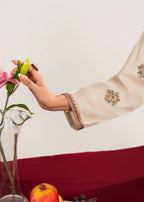 Maira Fashion Ivory Embroidered Kurta Set Women 3pcs