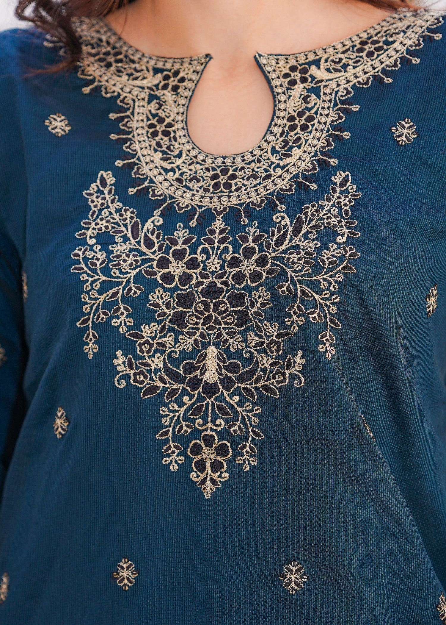 Abeera Midnight Bloom – Zariwork & Embroidered Khaddi Net Suit (Art No. H 002) Women 3pcs