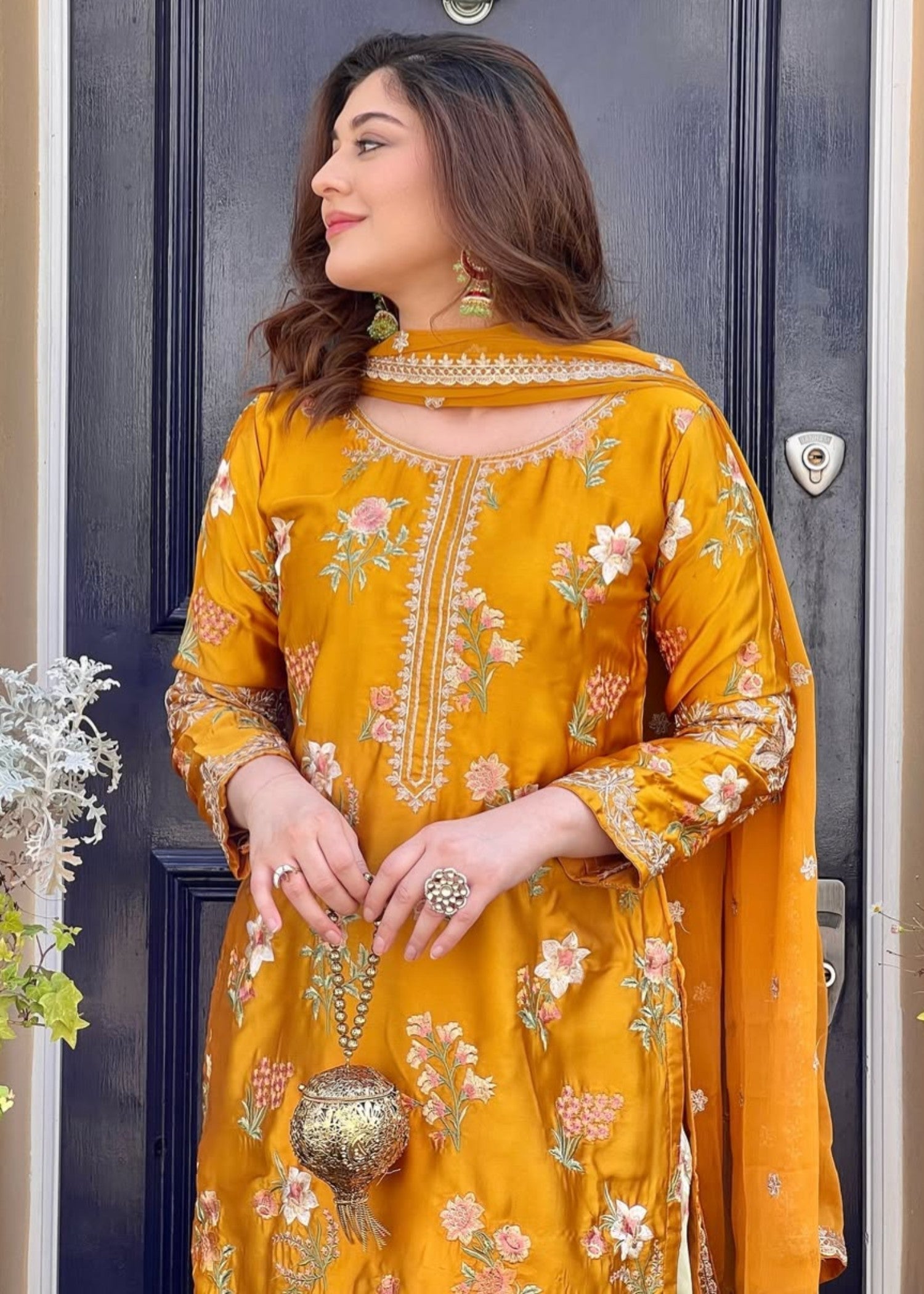 Mishkaat Clothing Saanjh Mustard Women 3pcs