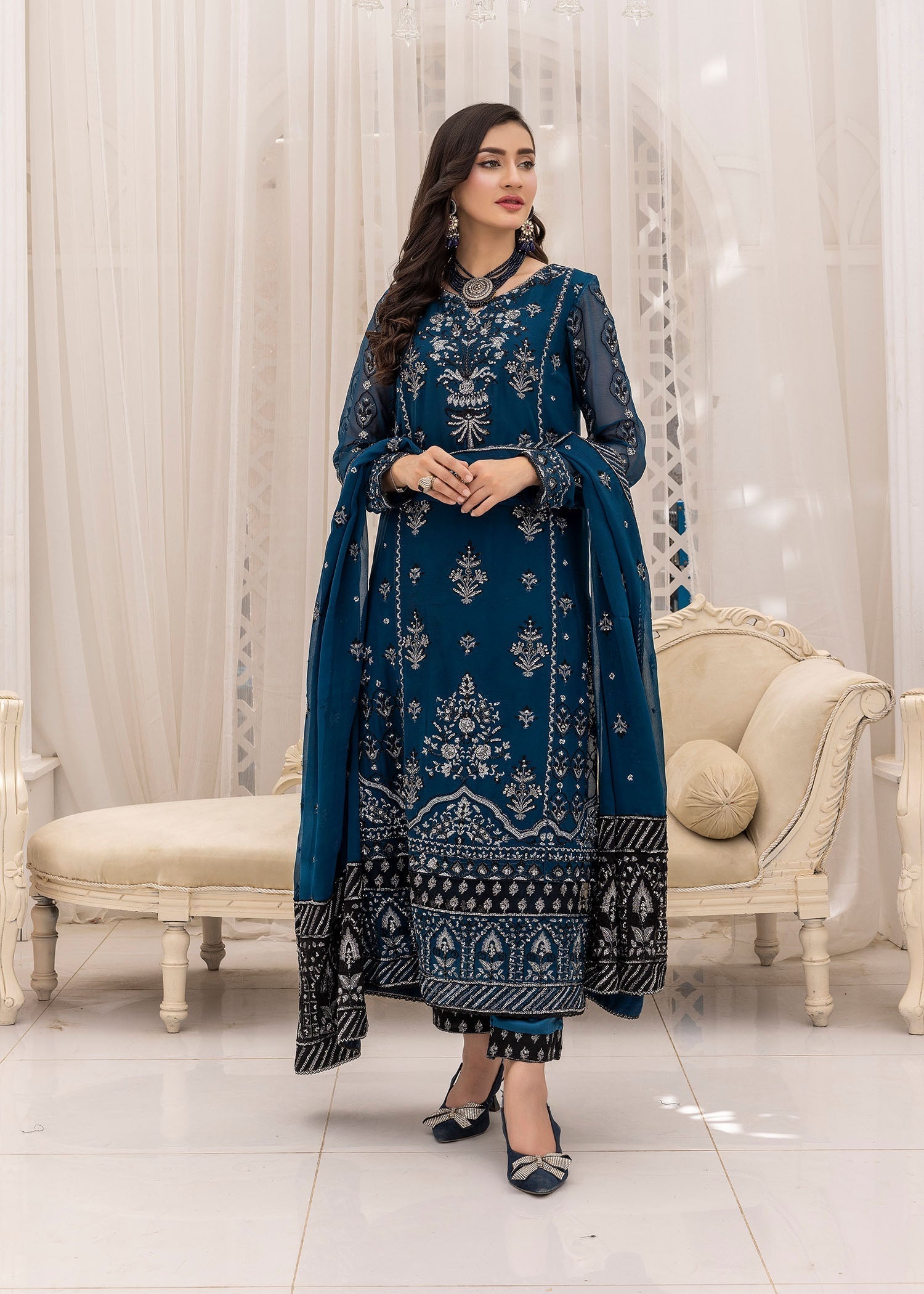 Kanwal Zainab MIDNIGHT ENCHANTRESS Women 3pcs