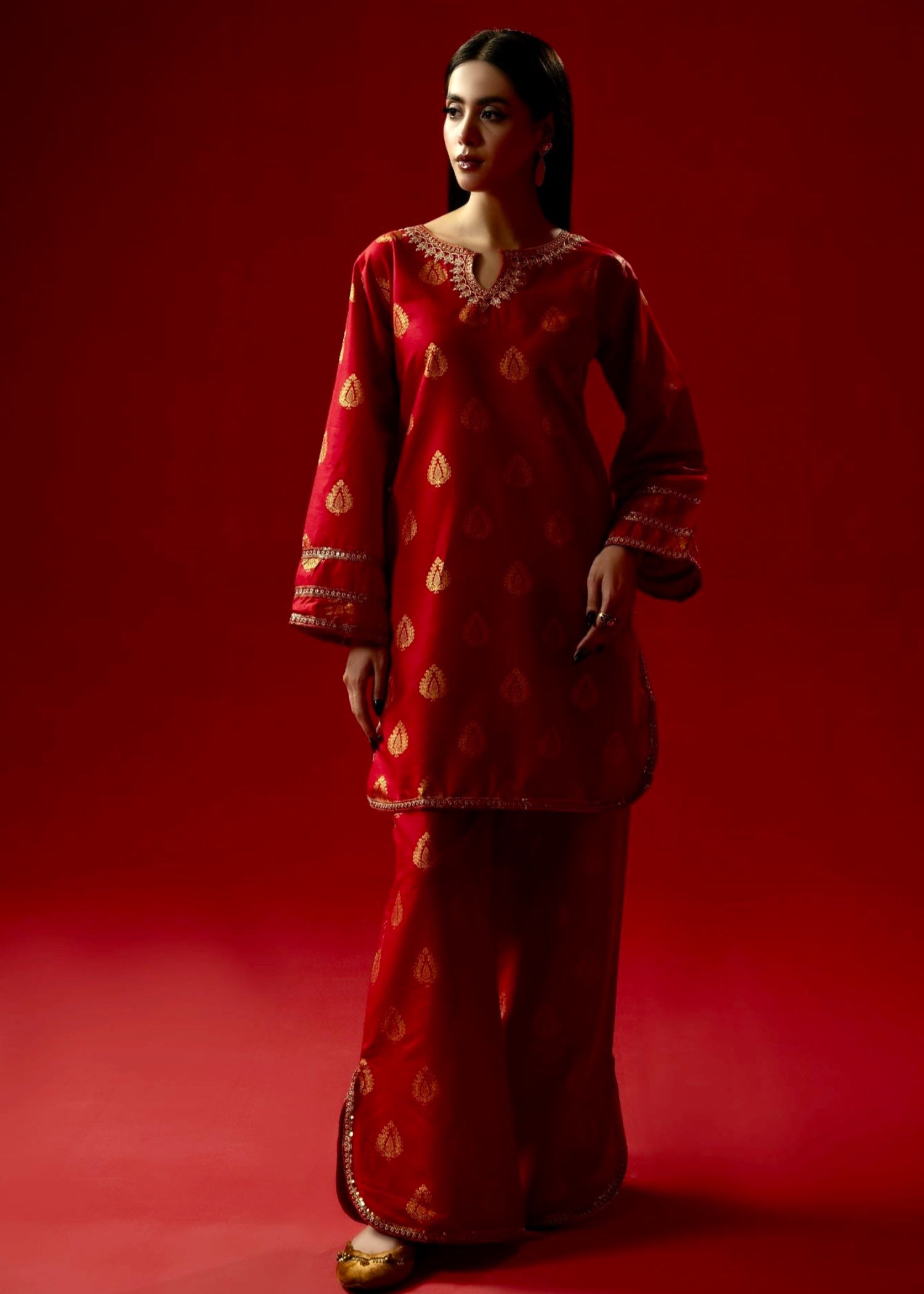 Zeenat & Zoha Ruby Pearl Women 2pcs